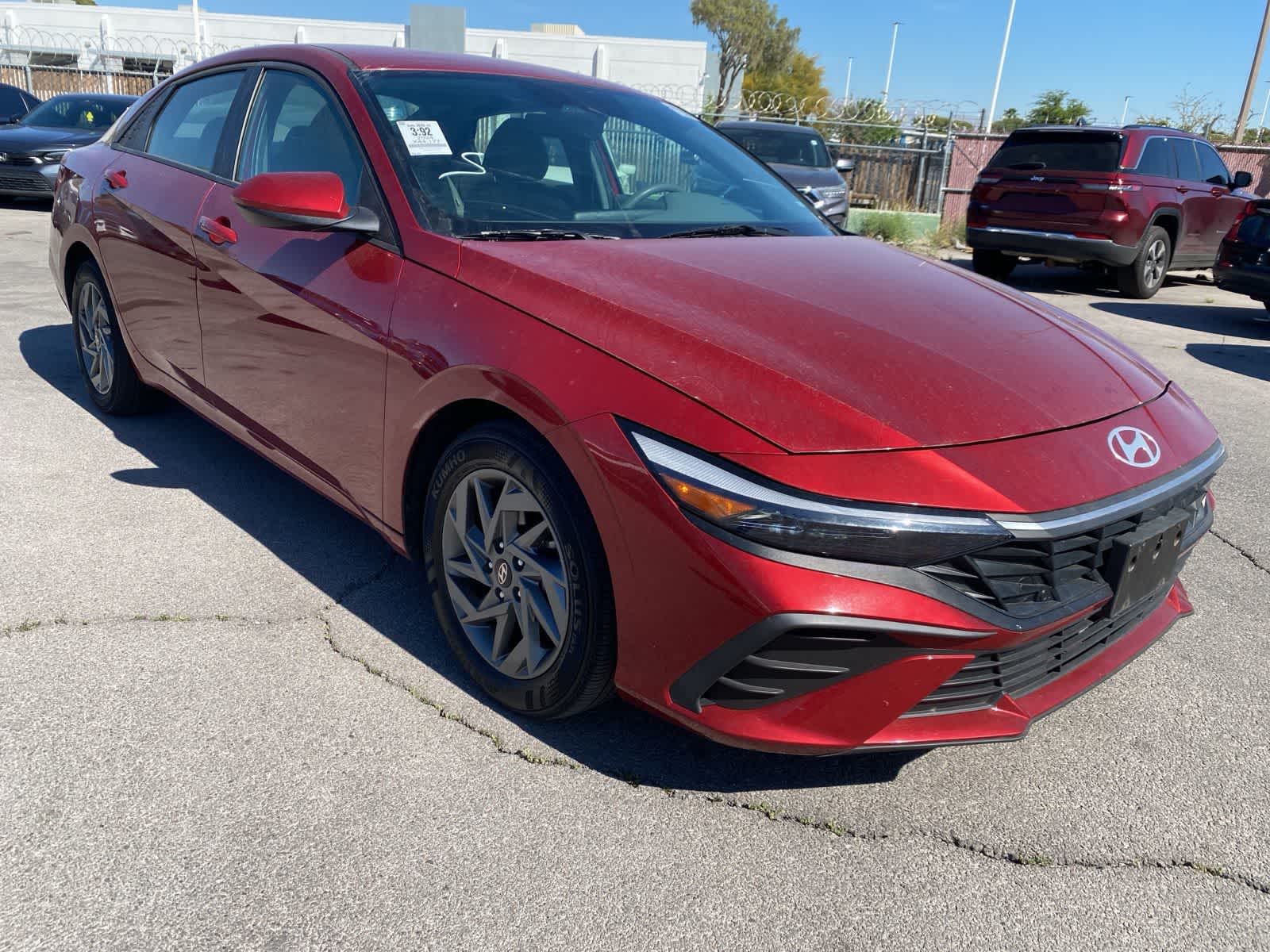 Thumbnail: 2024 Hyundai Elantra - 3