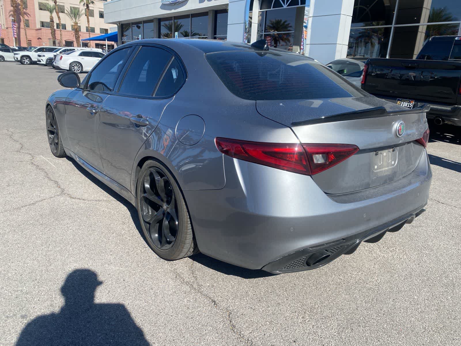 Thumbnail: 2020 Alfa Romeo Giulia - 8