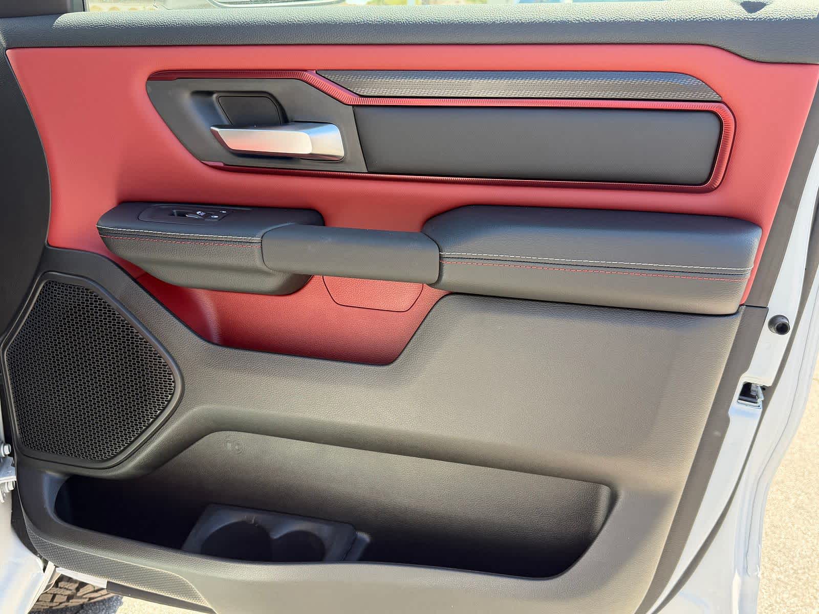 Thumbnail: 2026 RAM 1500 - 13