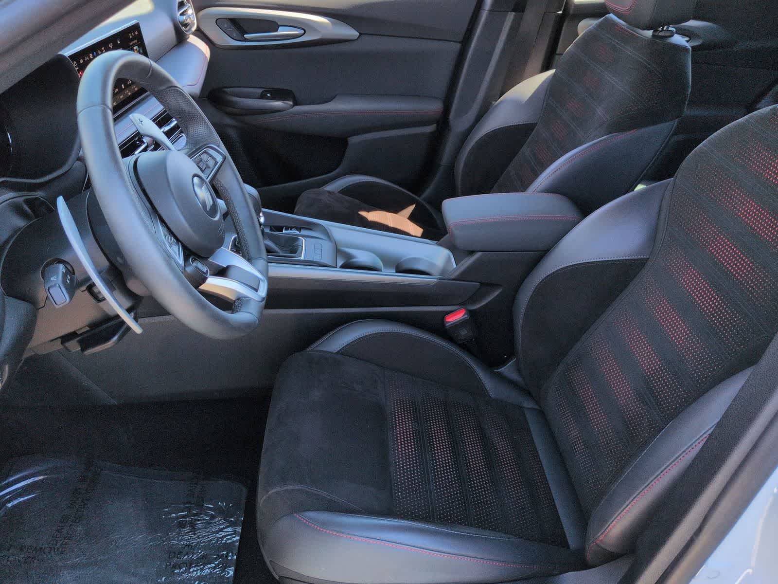 Thumbnail: 2024 Dodge Hornet - 17