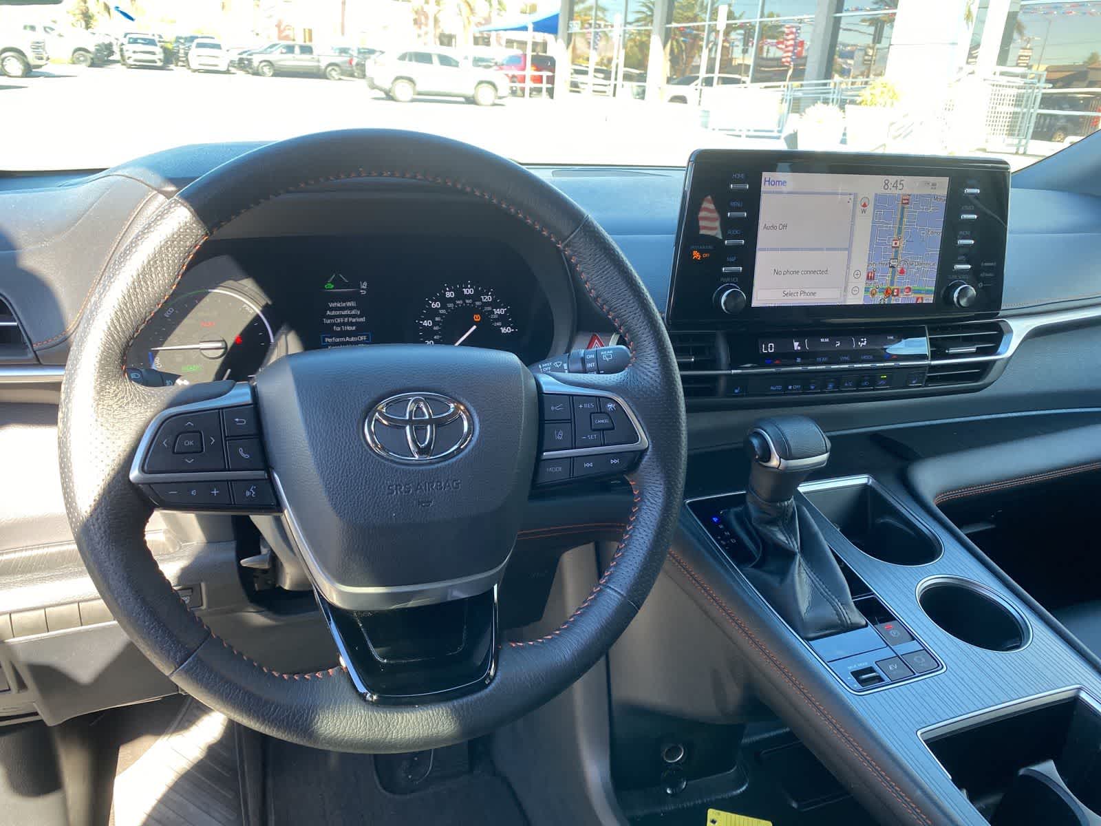 Thumbnail: 2021 Toyota Sienna - 10