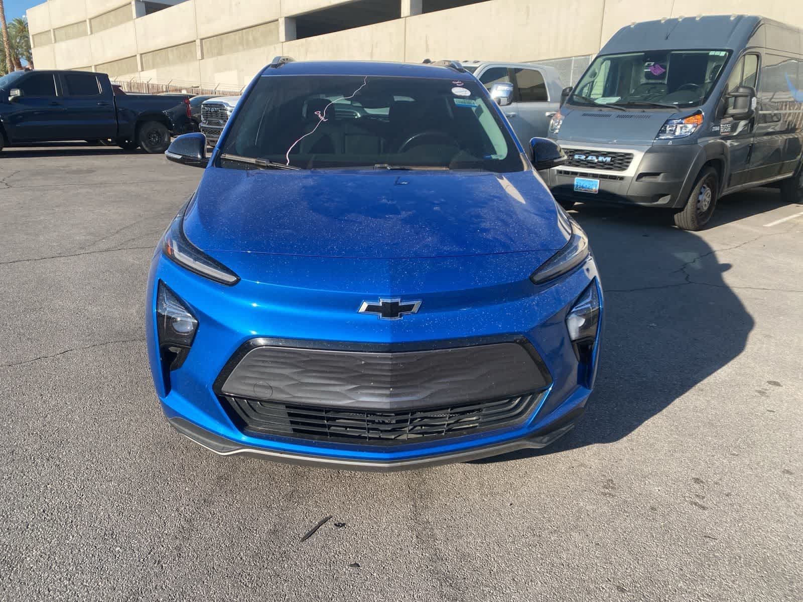 Thumbnail: 2023 Chevrolet Bolt EUV - 2
