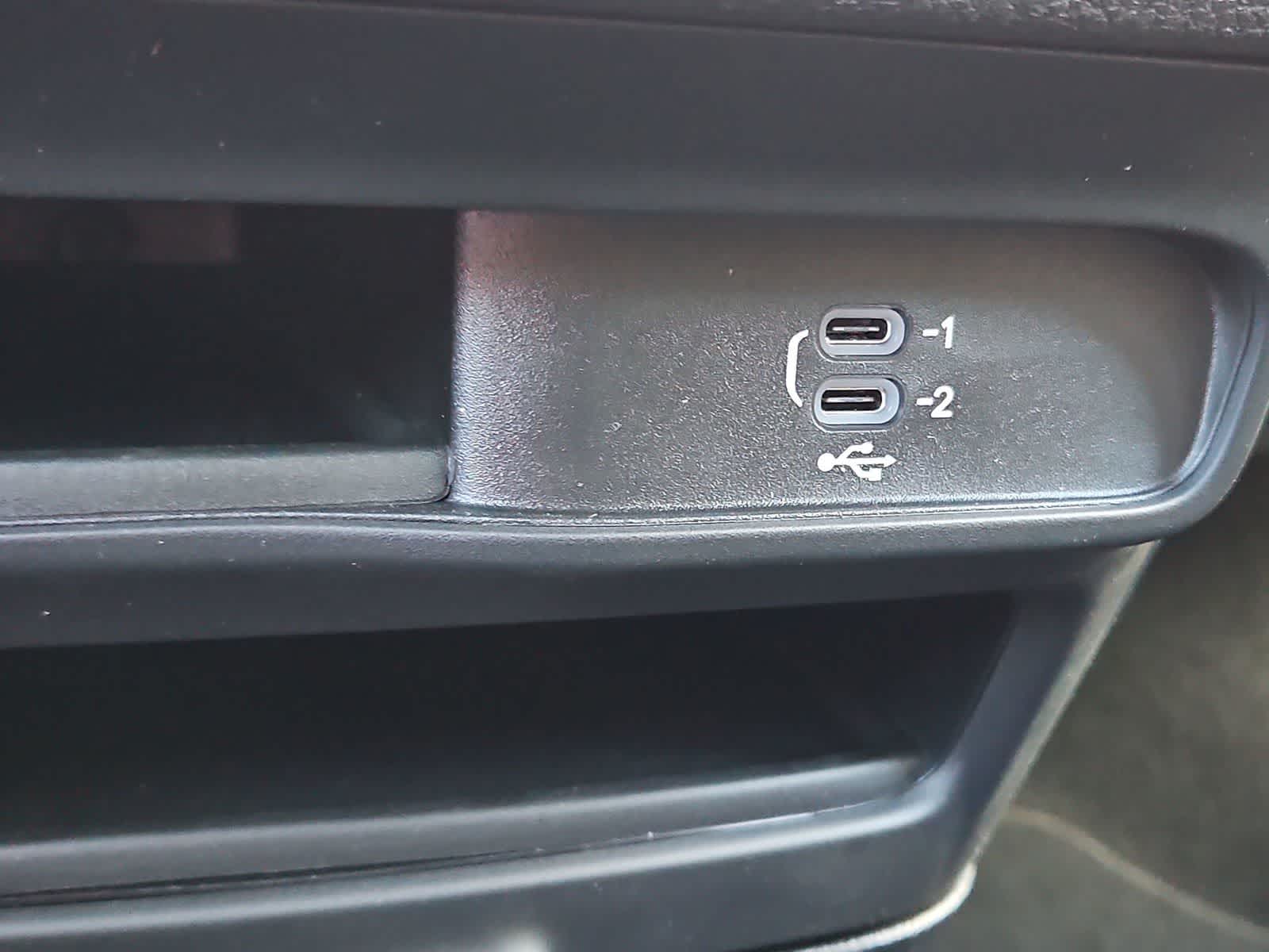 Thumbnail: 2026 Chrysler Pacifica - 29