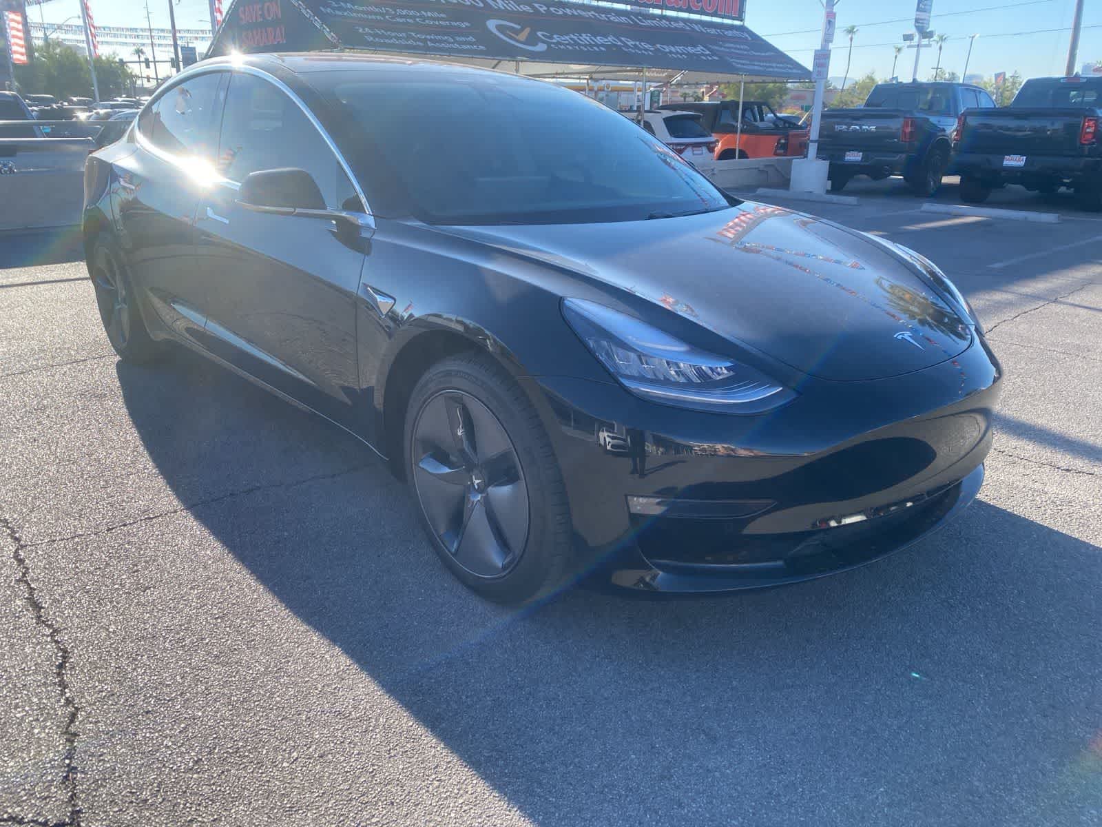 Thumbnail: 2018 Tesla Model 3 - 4