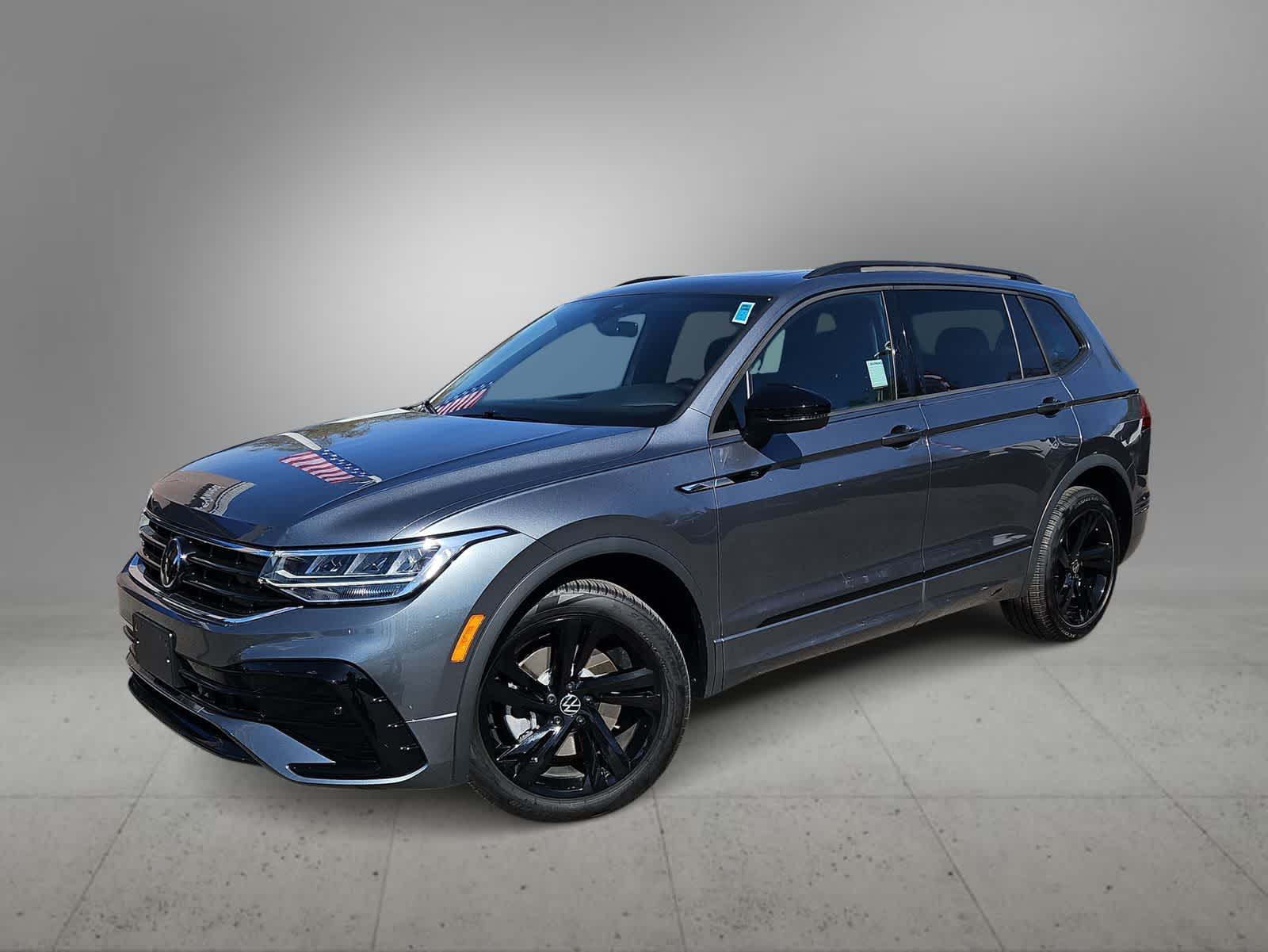 2024 Volkswagen Tiguan SE R-LINE BLACK