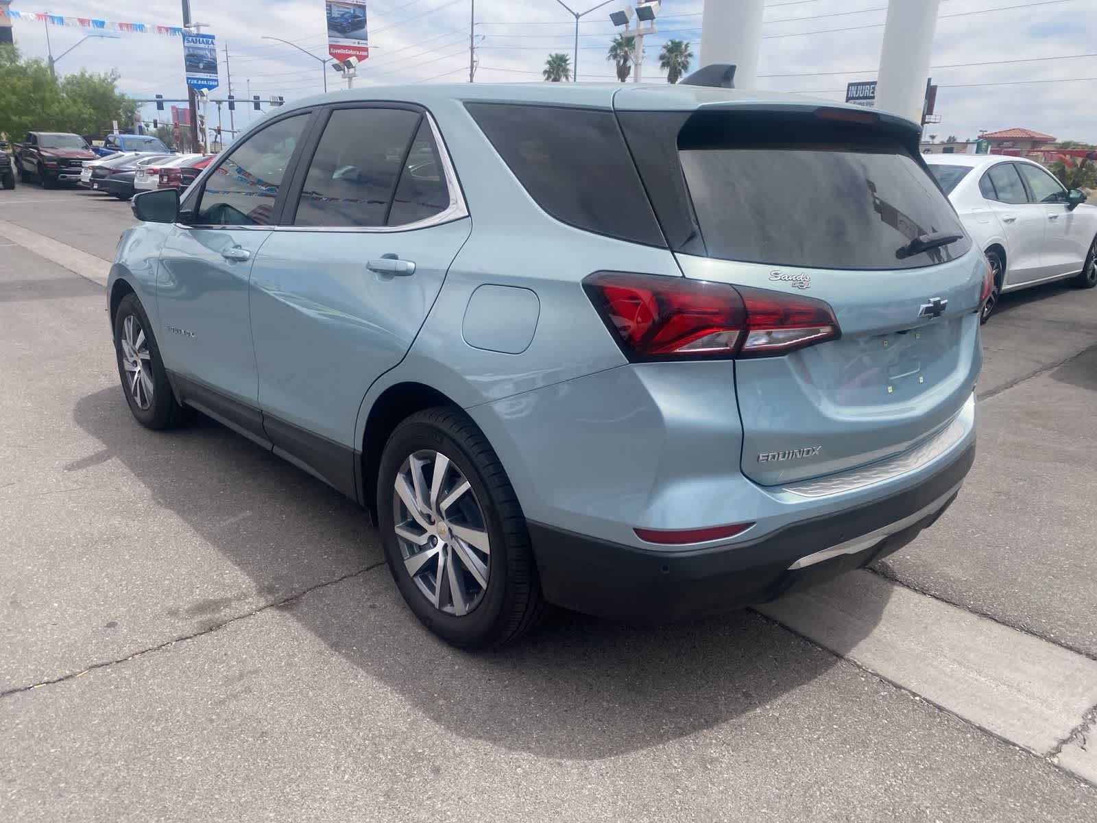 Thumbnail: 2022 Chevrolet Equinox - 8