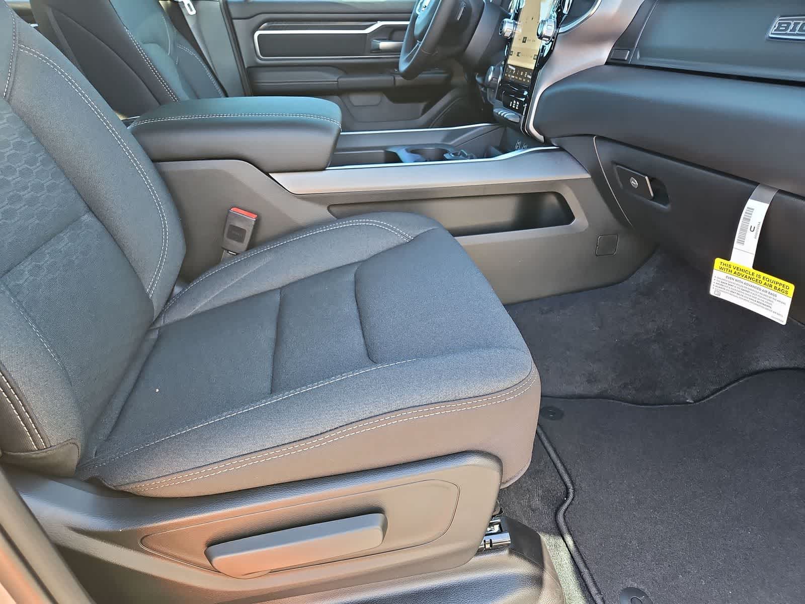 Thumbnail: 2026 RAM 1500 - 22