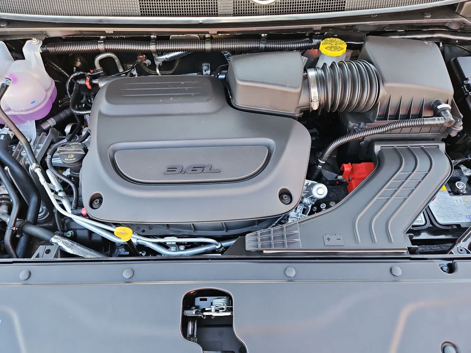 Thumbnail: 2026 Chrysler Pacifica - 14