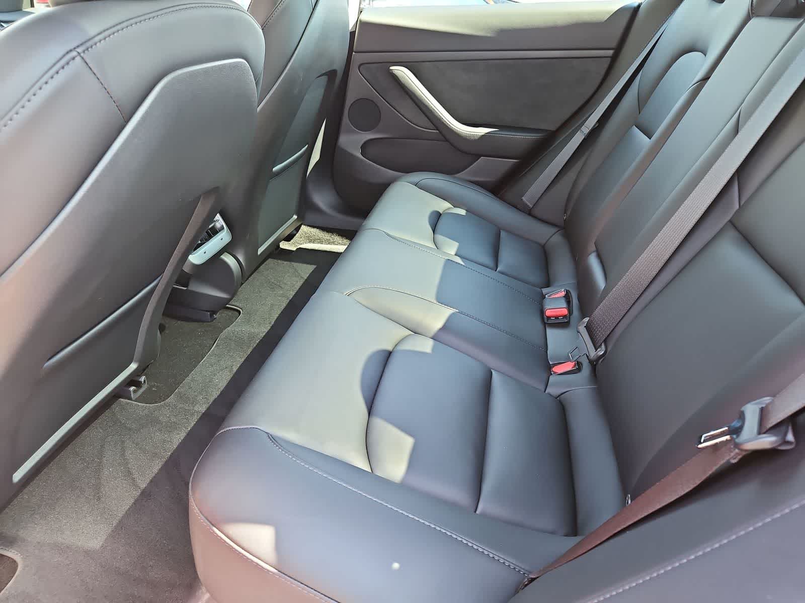 Thumbnail: 2021 Tesla Model 3 - 17
