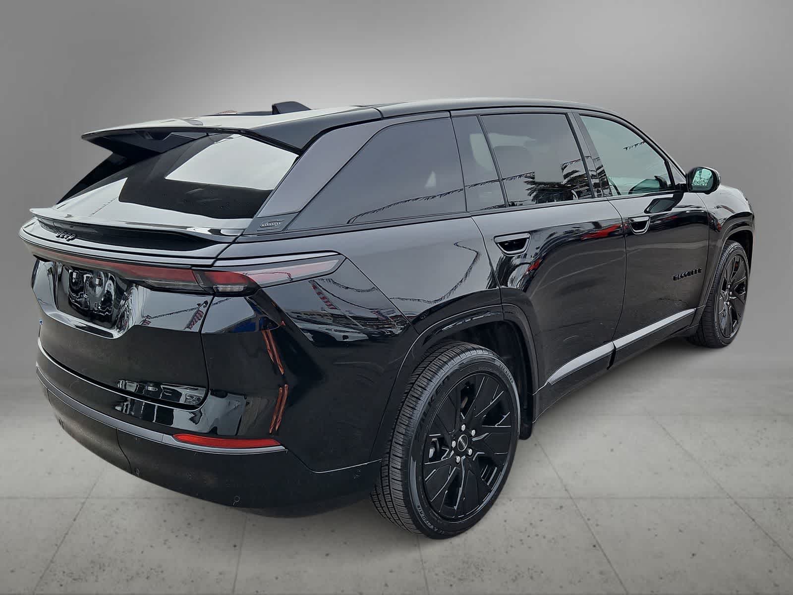 Thumbnail: 2024 Jeep Wagoneer S - 9