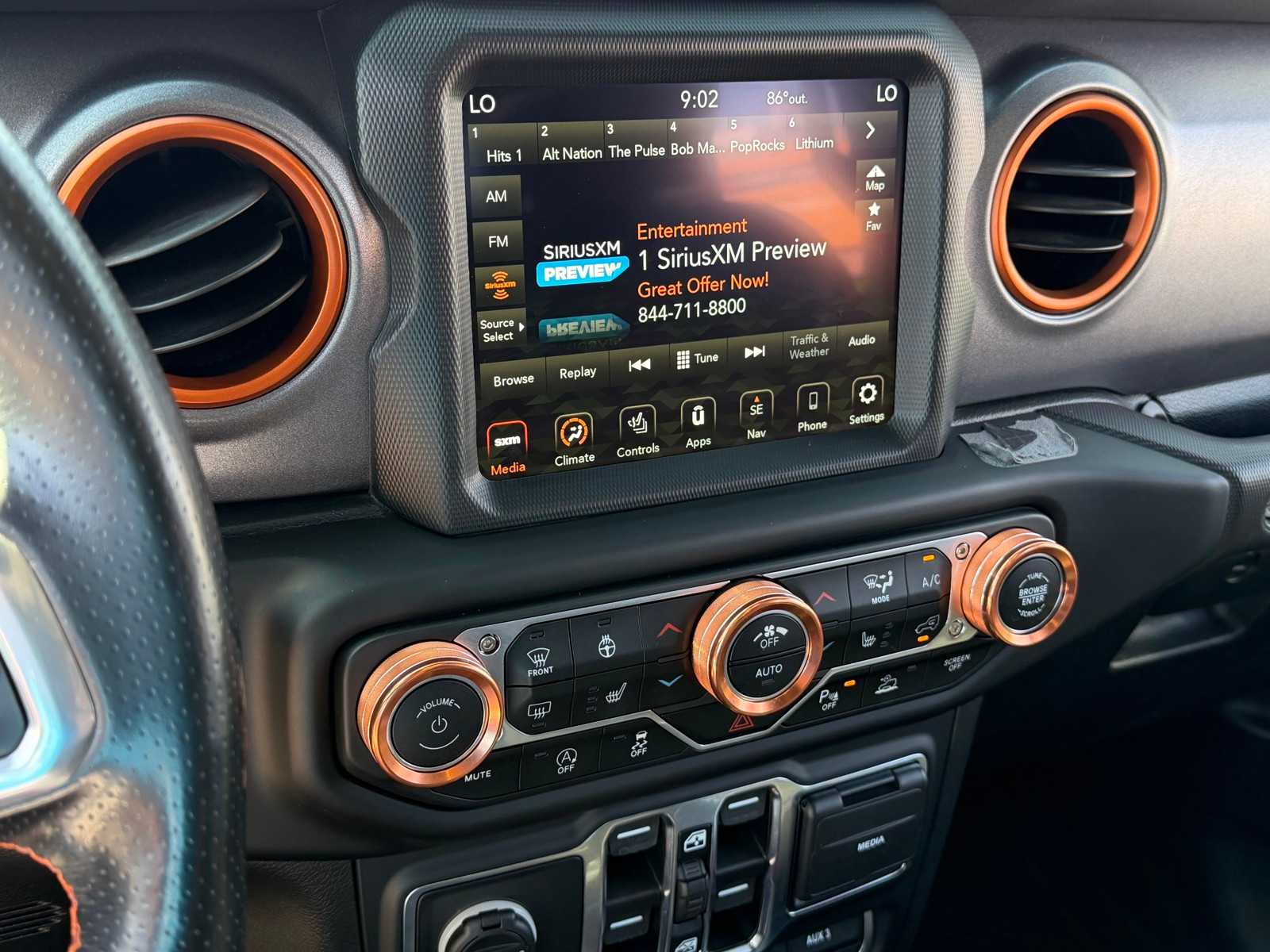 Thumbnail: 2021 Jeep Gladiator - 22