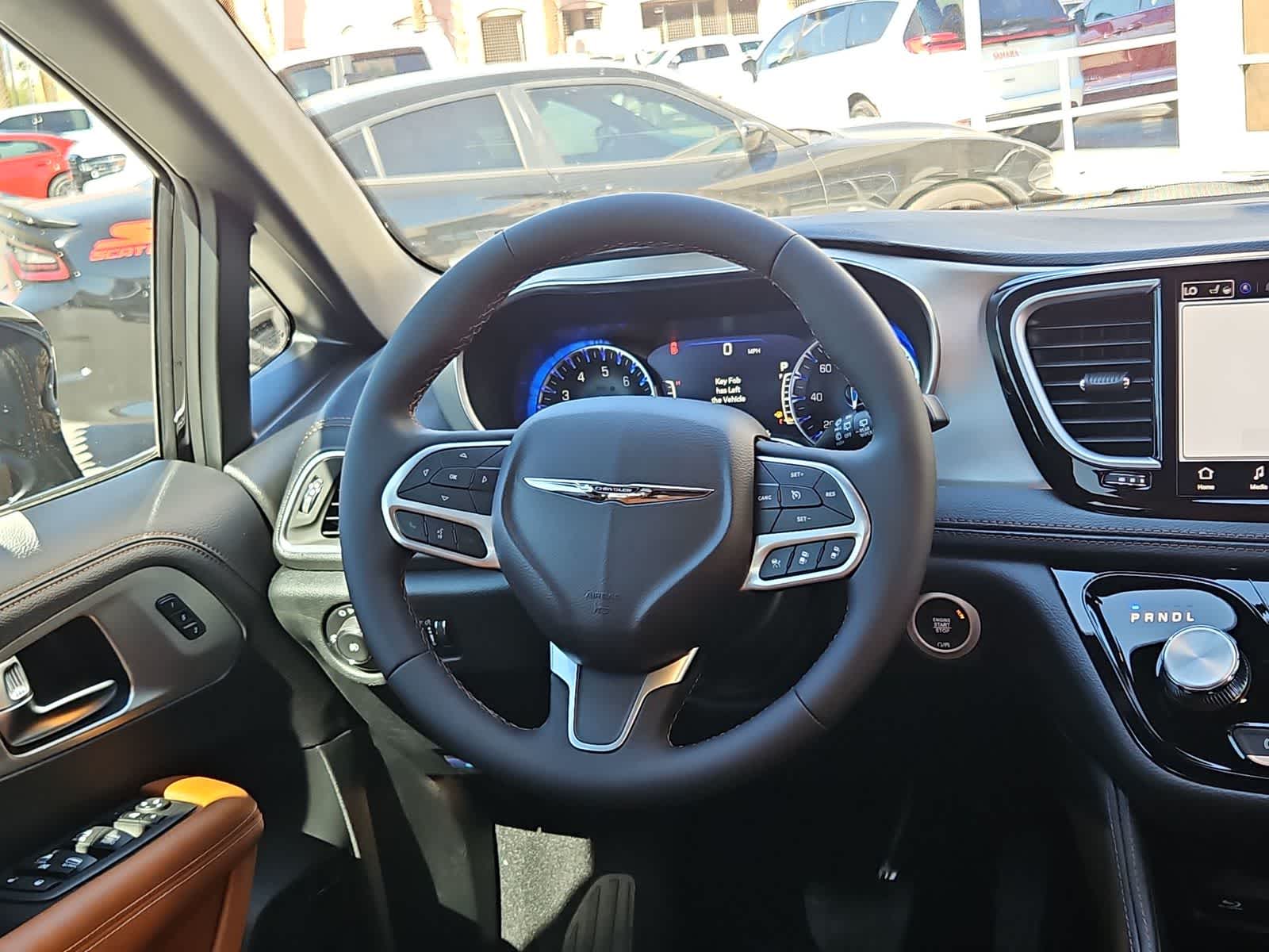 Thumbnail: 2026 Chrysler Pacifica - 22