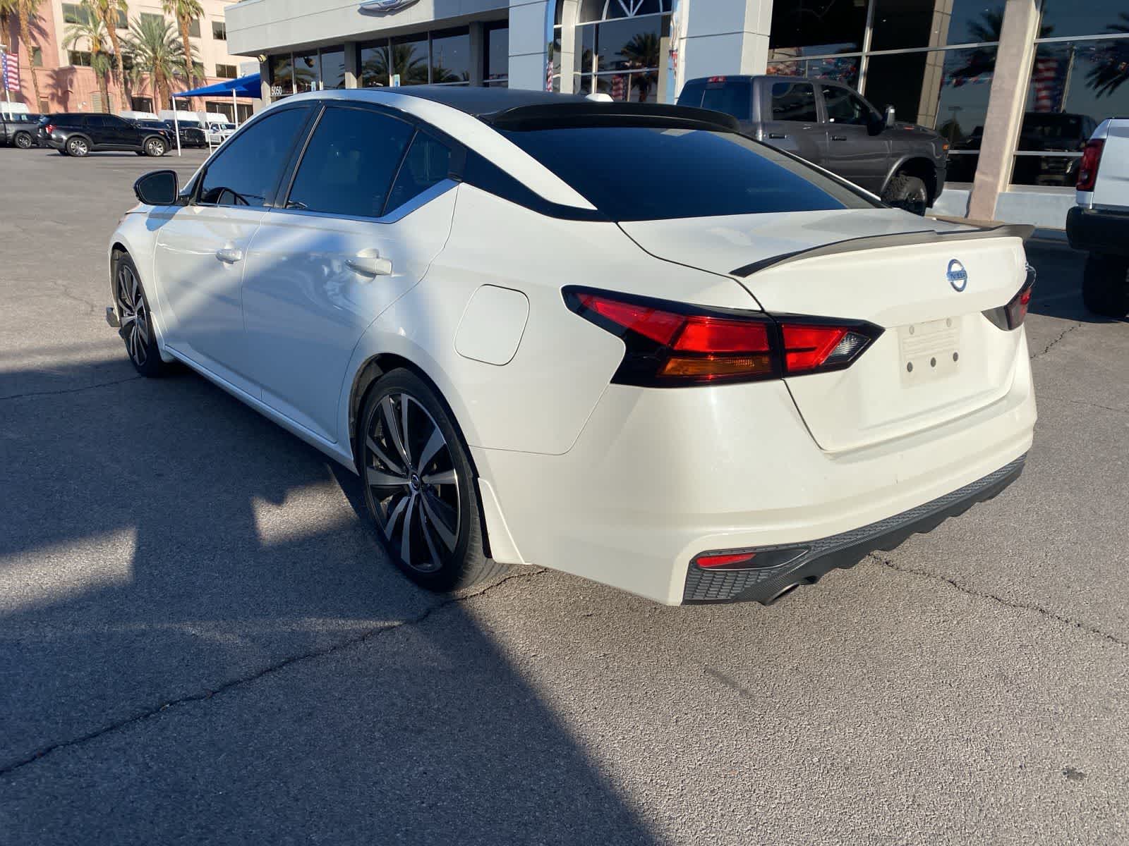 Thumbnail: 2019 Nissan Altima - 8