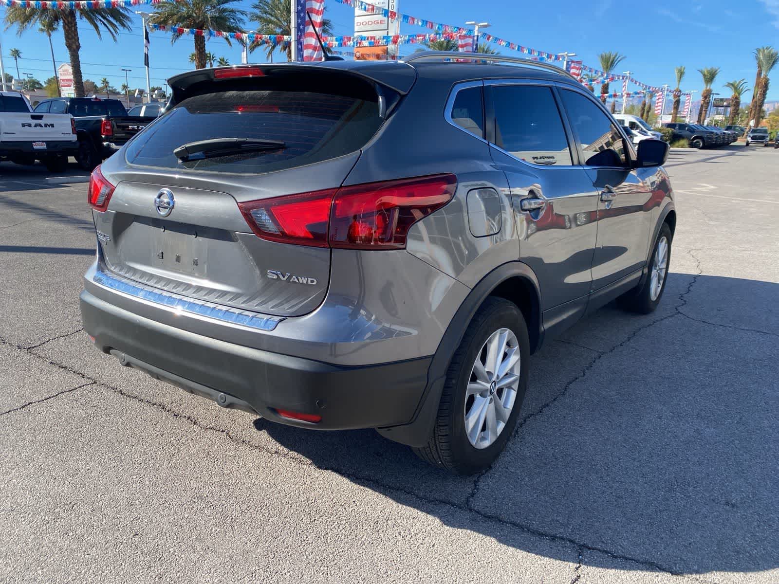 Thumbnail: 2019 Nissan Rogue Sport - 6