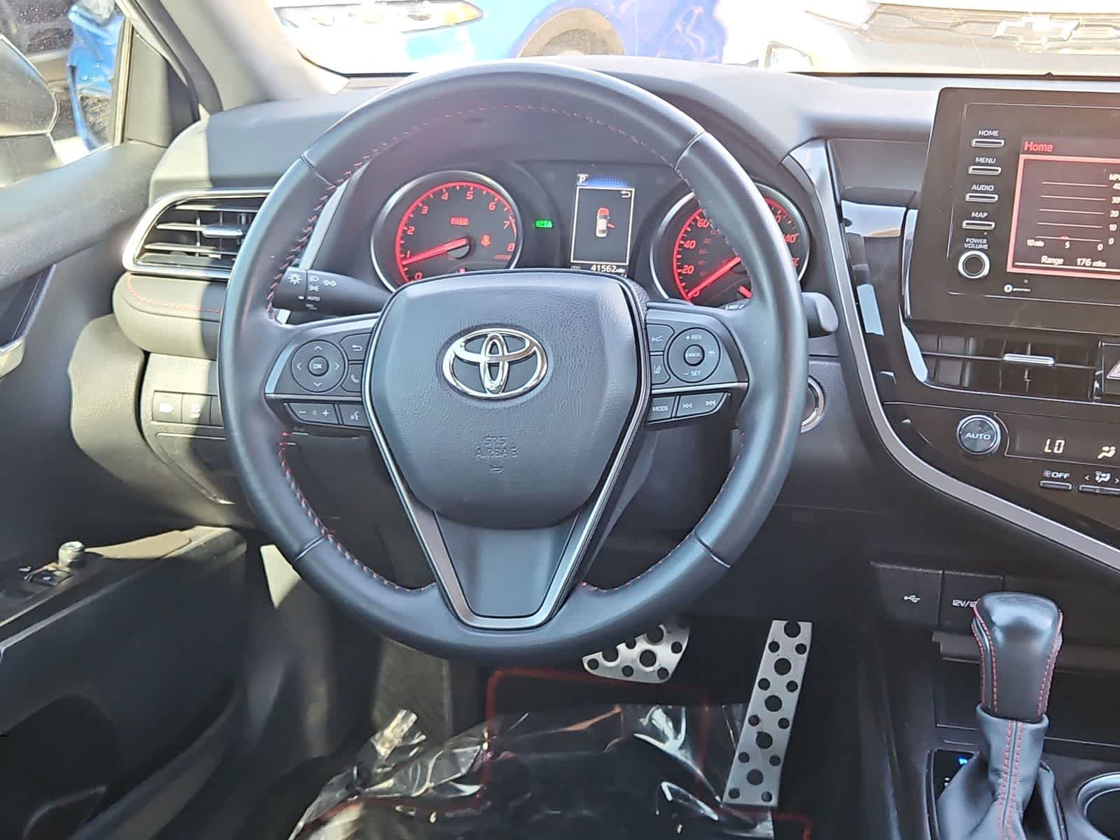 Thumbnail: 2022 Toyota Camry - 24