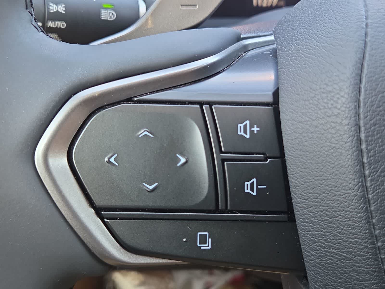 Thumbnail: 2023 Lexus RZ - 25