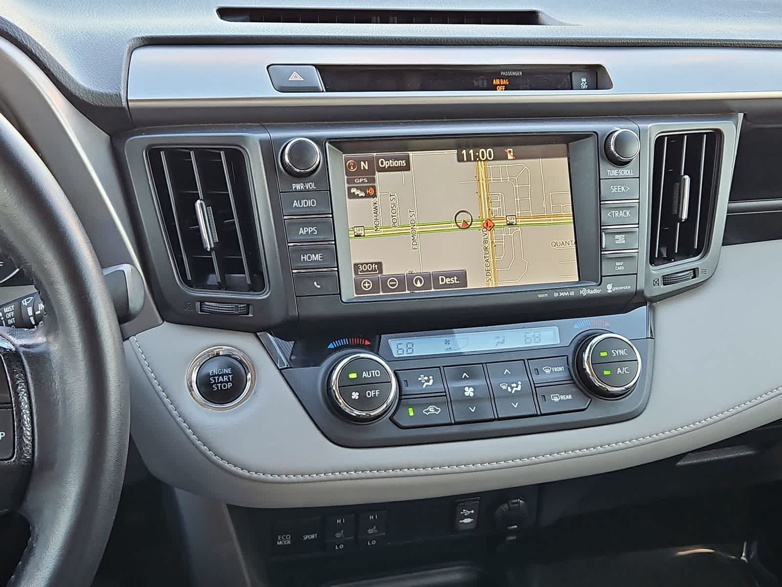 Thumbnail: 2016 Toyota RAV4 - 31