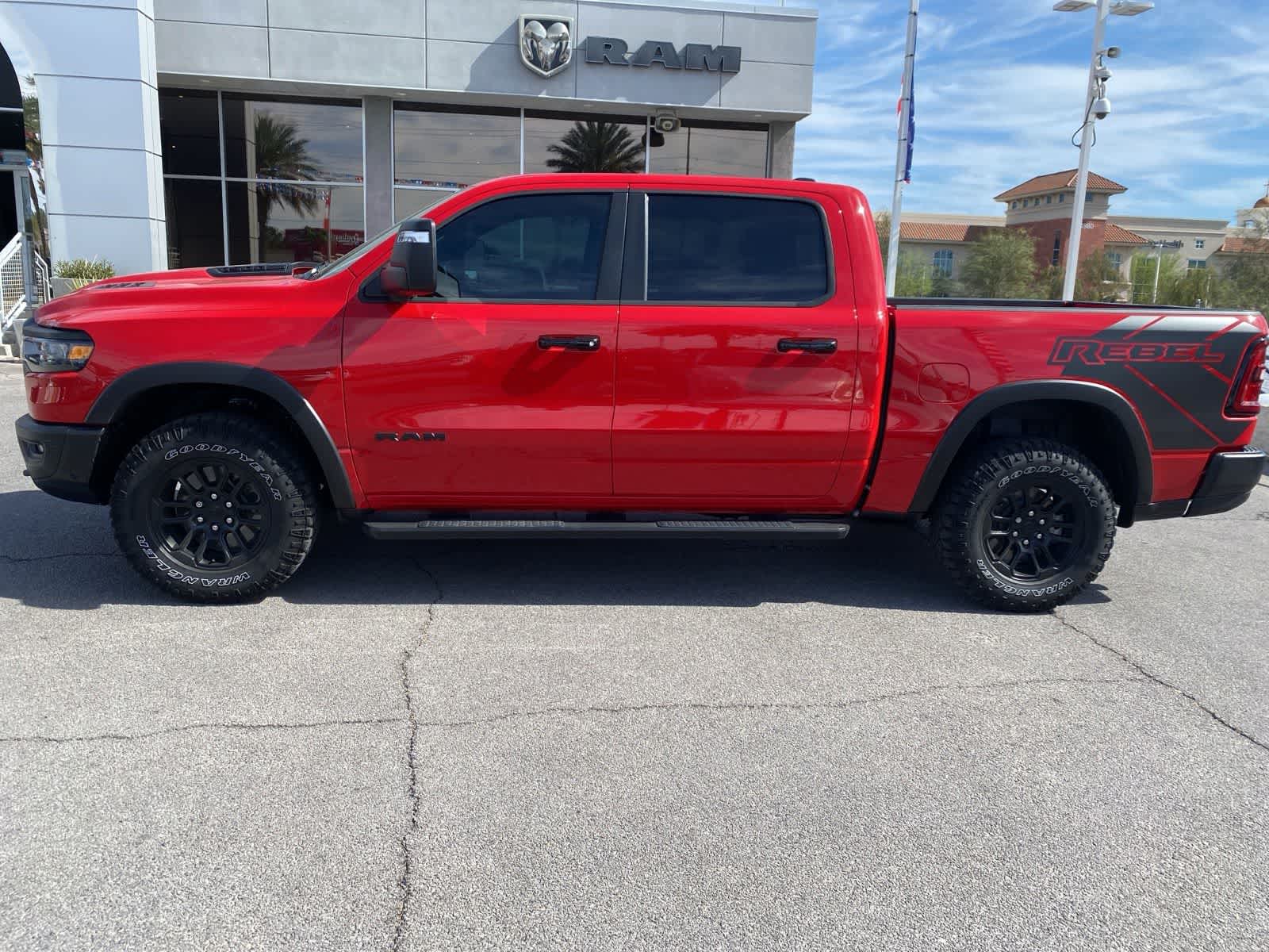 Thumbnail: 2025 RAM 1500 - 10