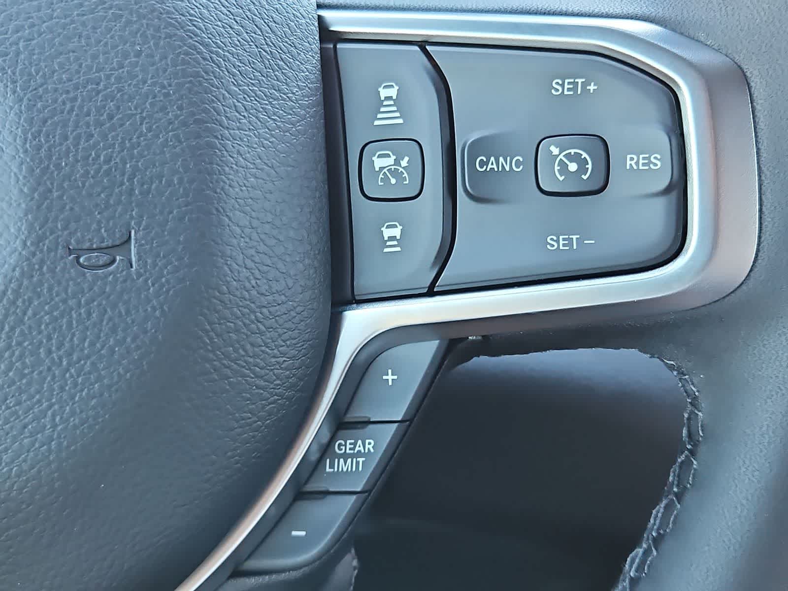 Thumbnail: 2026 RAM 1500 - 25