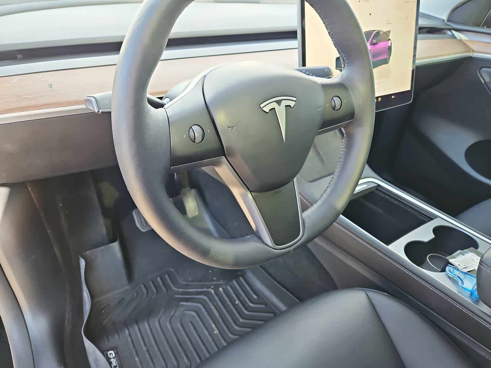 Thumbnail: 2025 Tesla Model Y - 11