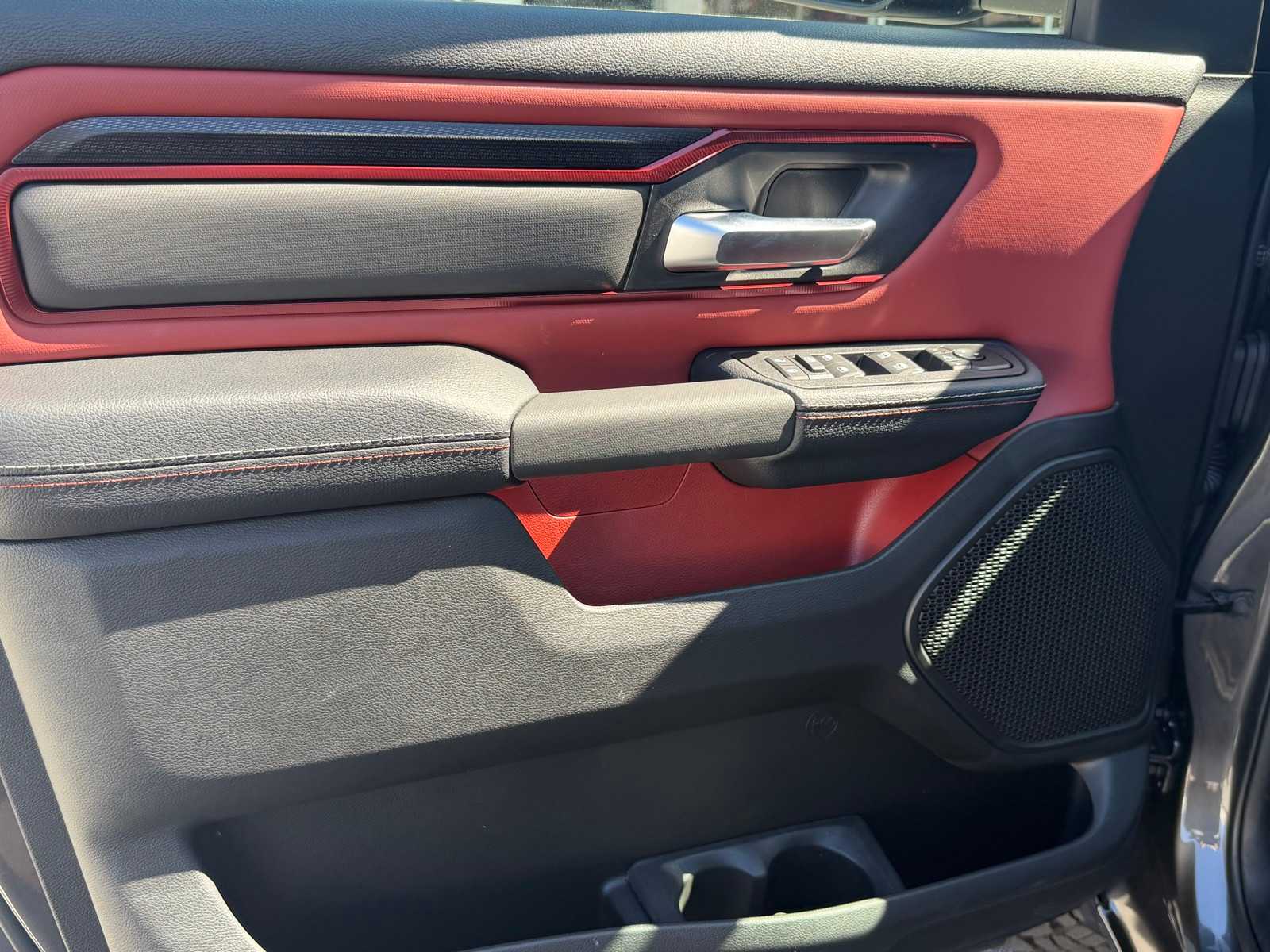 Thumbnail: 2026 RAM 1500 - 28