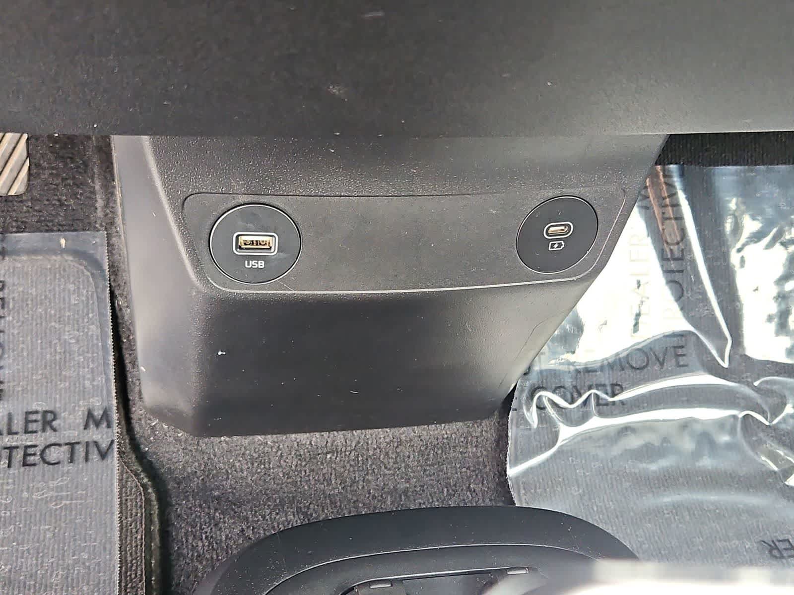 Thumbnail: 2024 Kia EV6 - 31