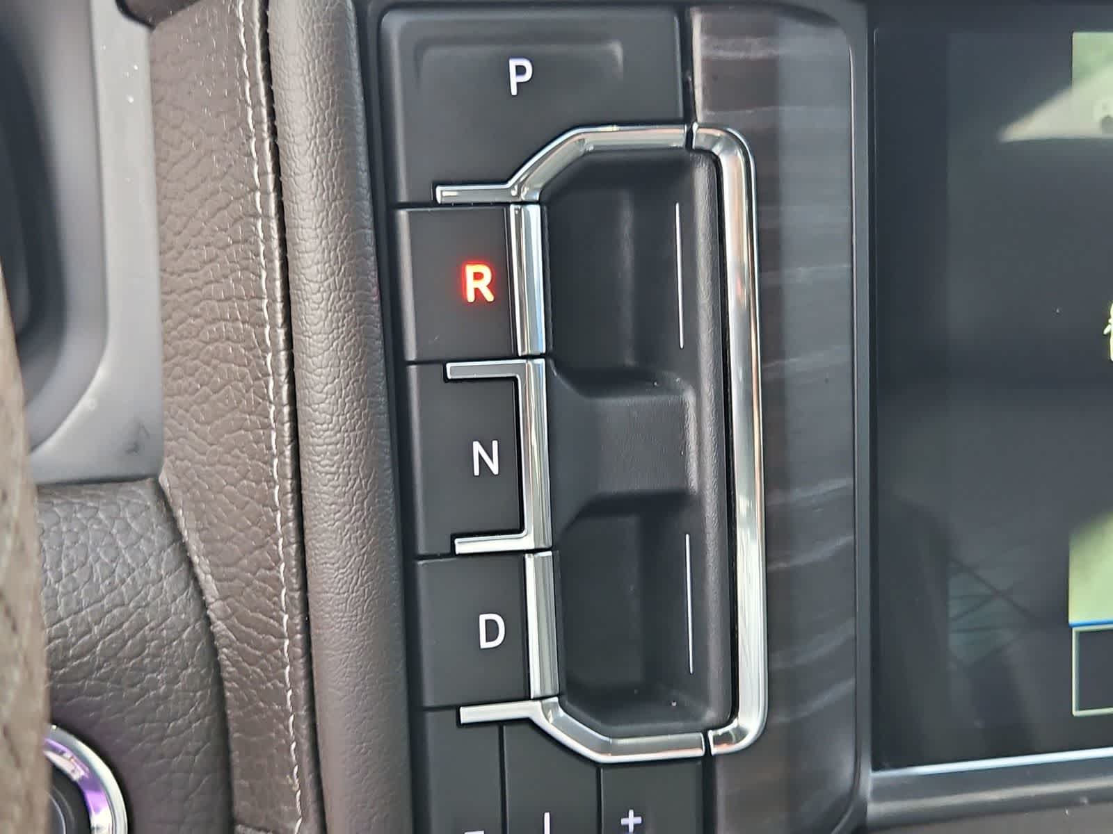 Thumbnail: 2023 GMC Yukon - 32