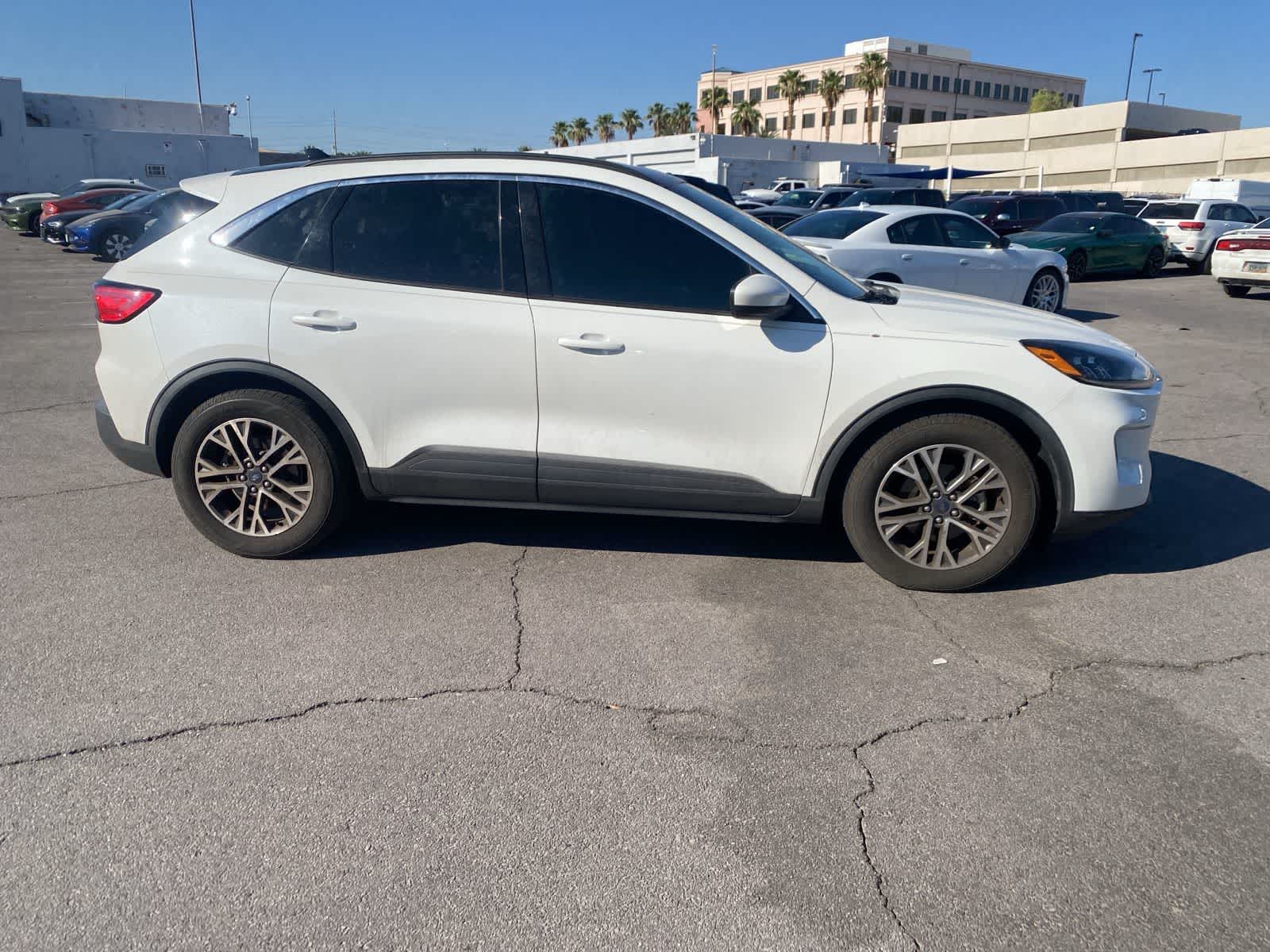 Thumbnail: 2020 Ford Escape - 4