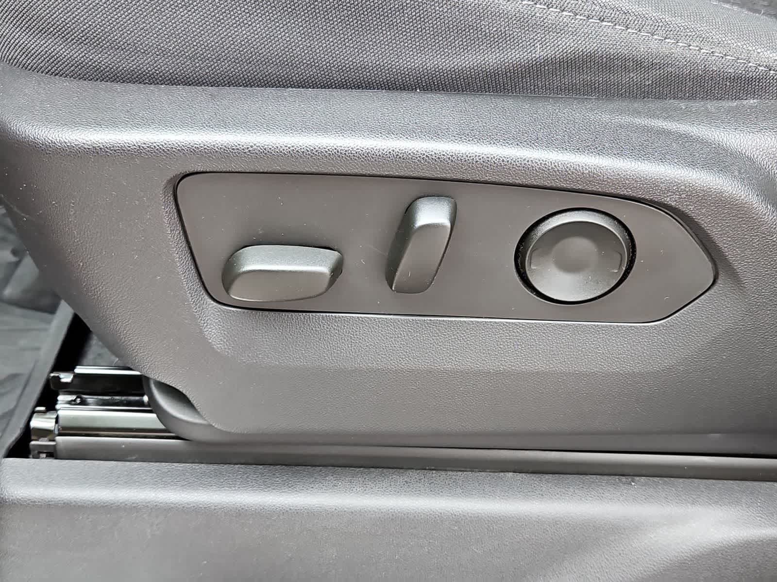 Thumbnail: 2023 Chevrolet Silverado 1500 - 18