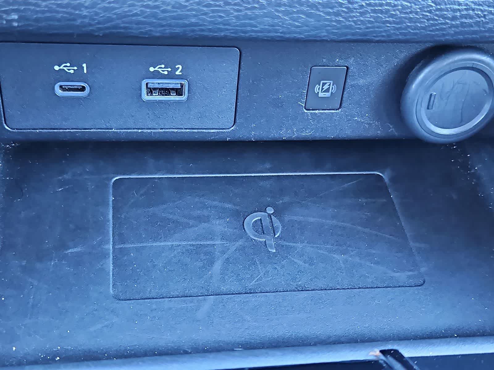 Thumbnail: 2024 Mitsubishi Outlander - 31