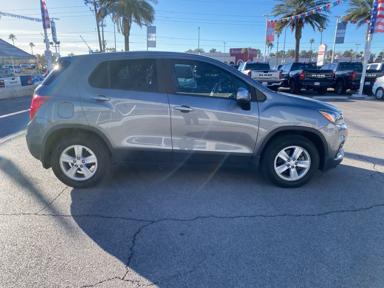 Thumbnail: 2020 Chevrolet Trax - 5