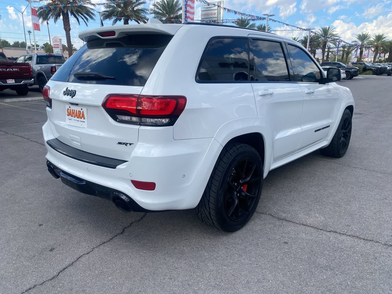 Thumbnail: 2021 Jeep Grand Cherokee - 6
