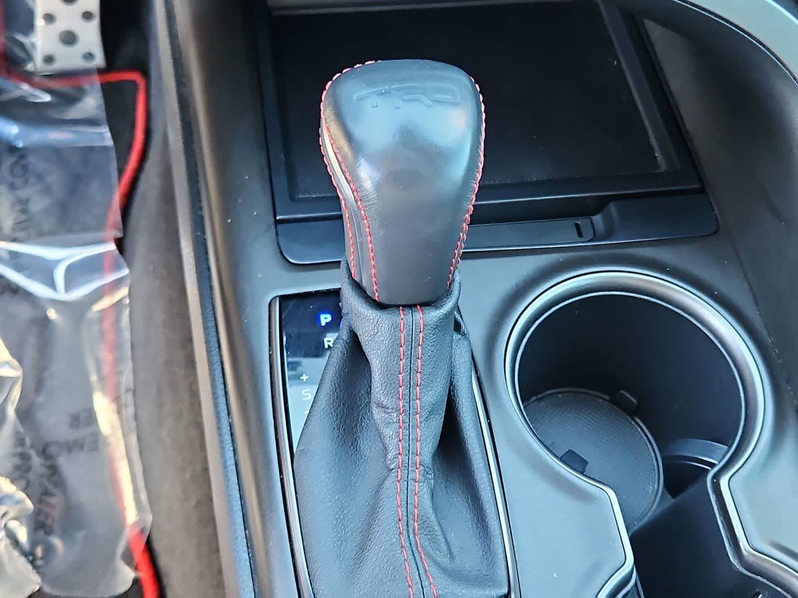 Thumbnail: 2022 Toyota Camry - 32