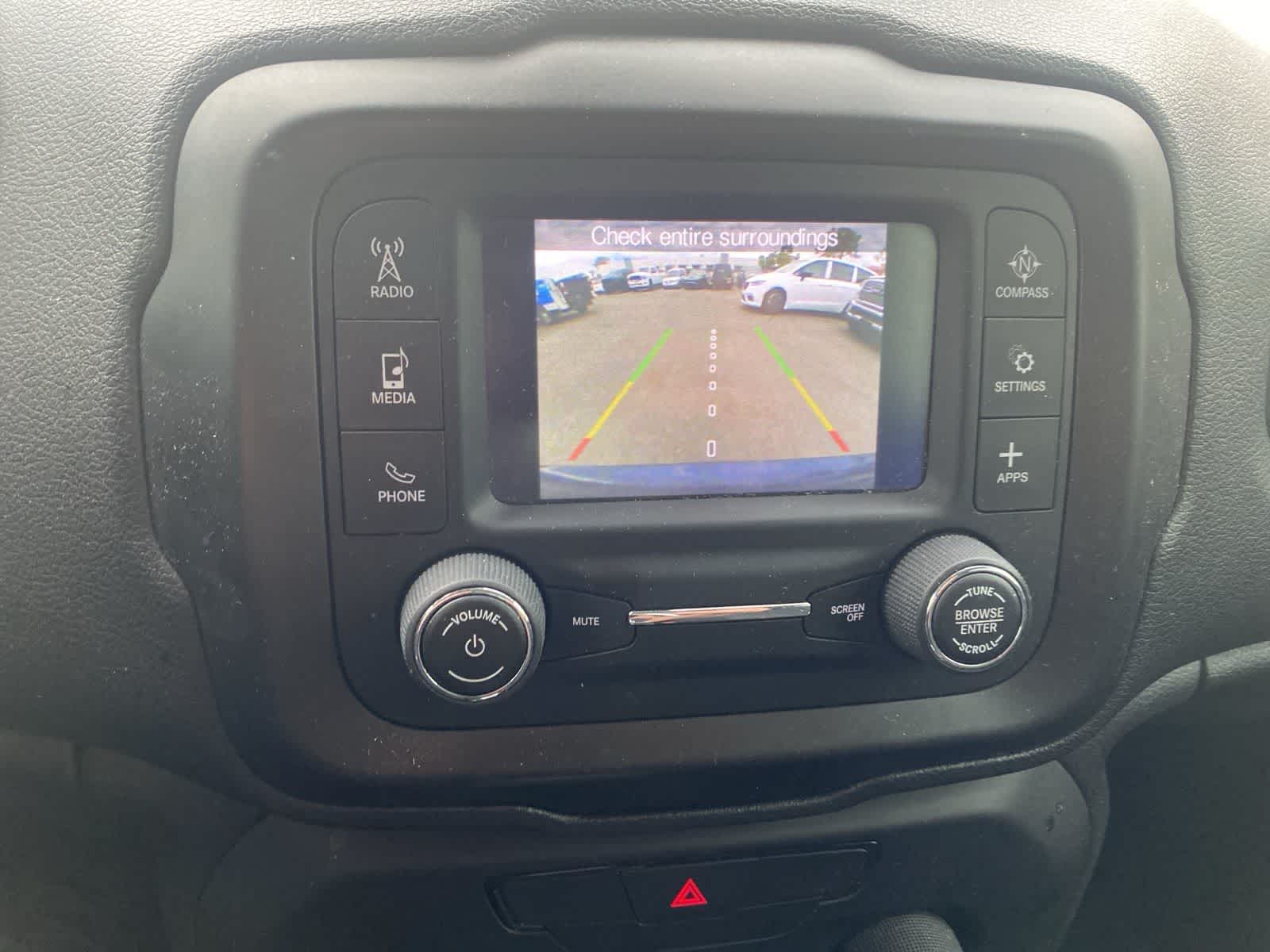 Thumbnail: 2019 Jeep Renegade - 15
