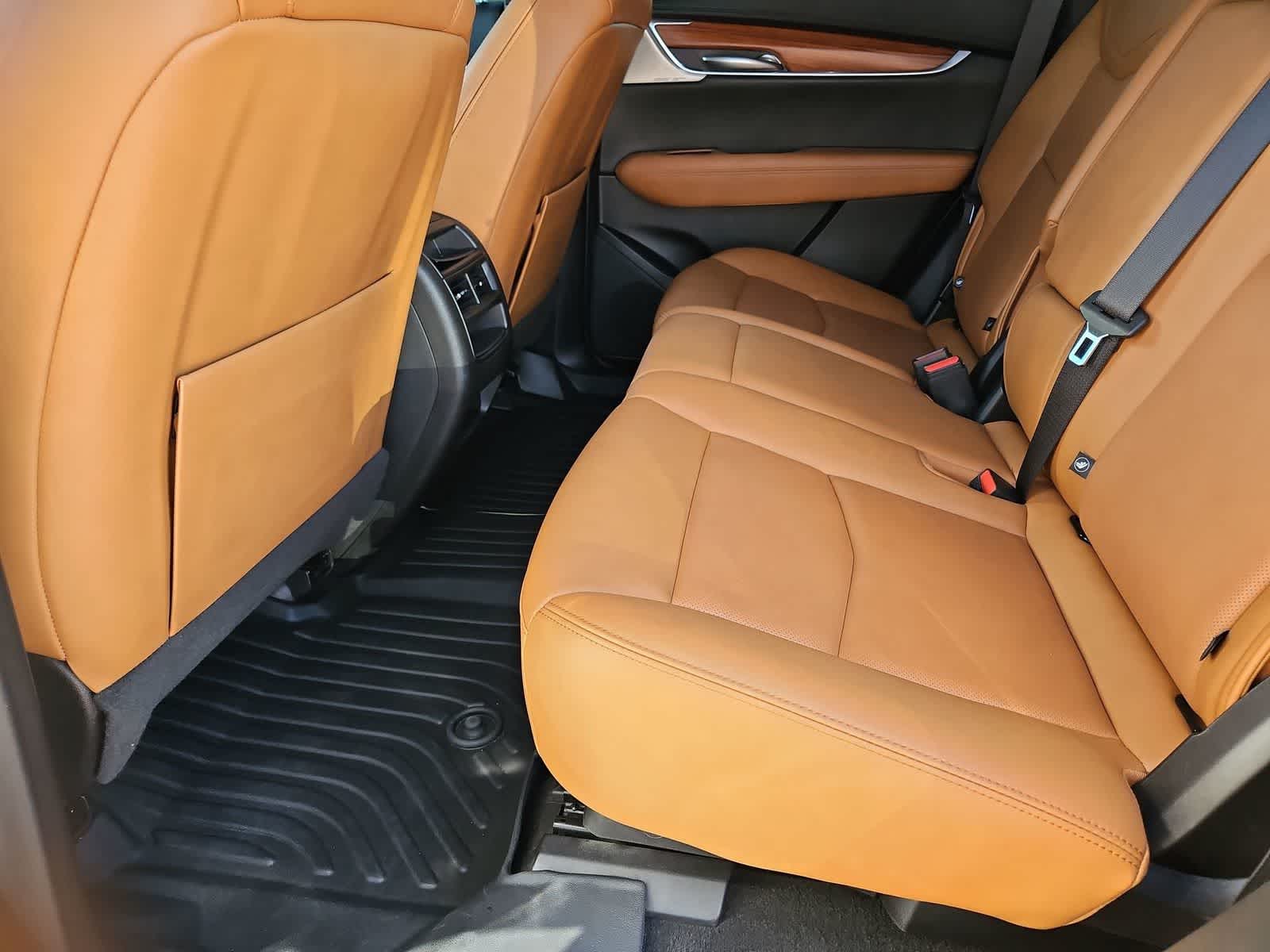 Thumbnail: 2023 Cadillac XT5 - 20