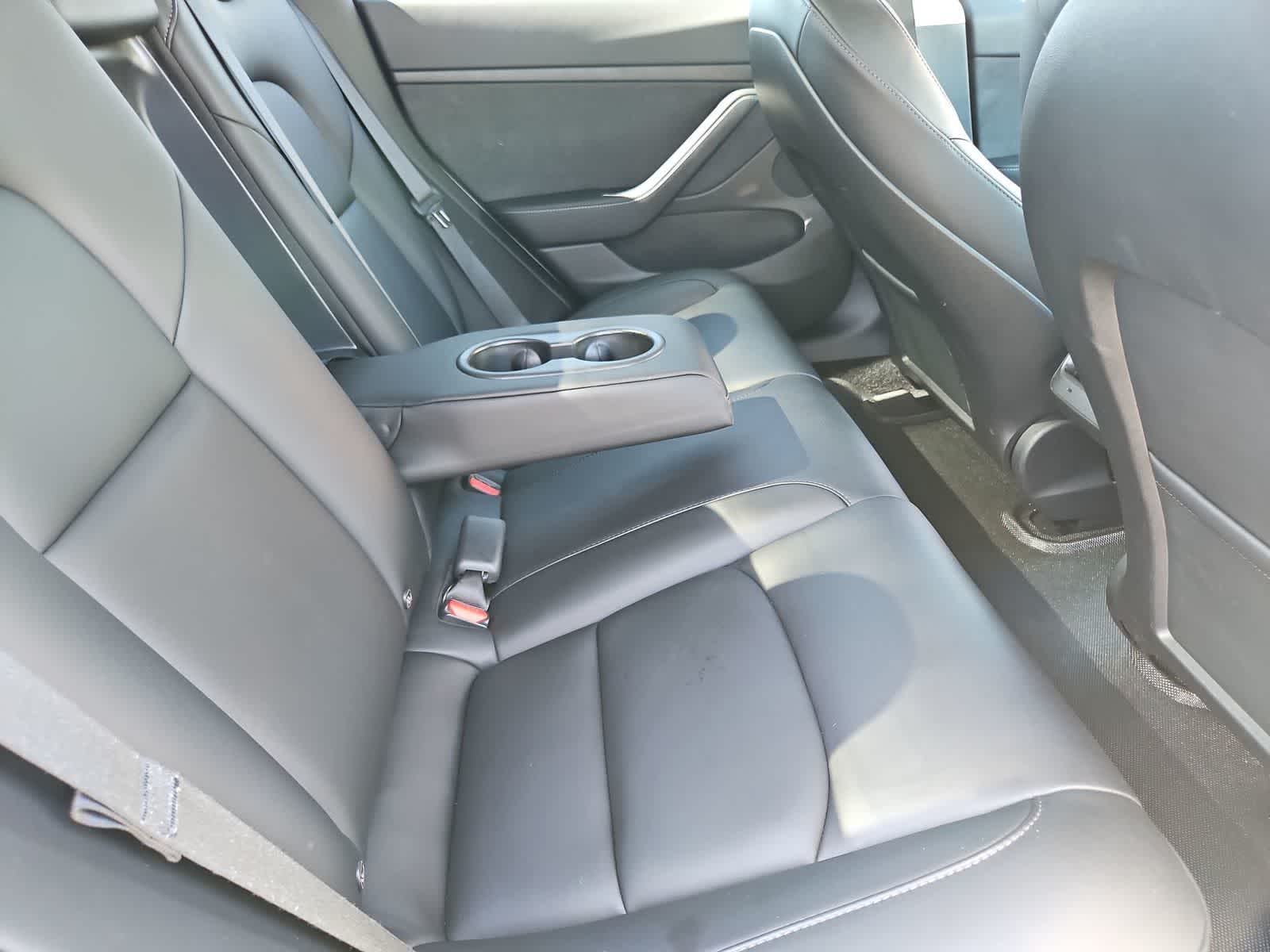 Thumbnail: 2022 Tesla Model 3 - 19