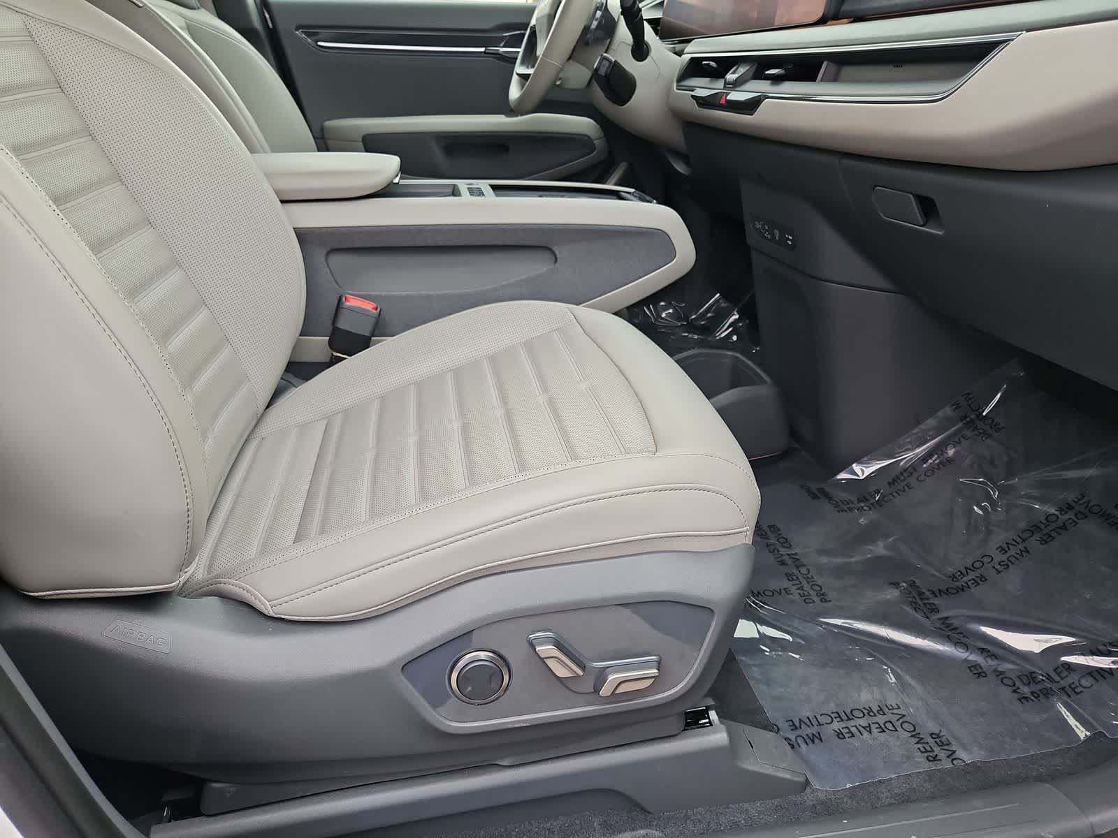 Thumbnail: 2024 Kia EV9 - 21