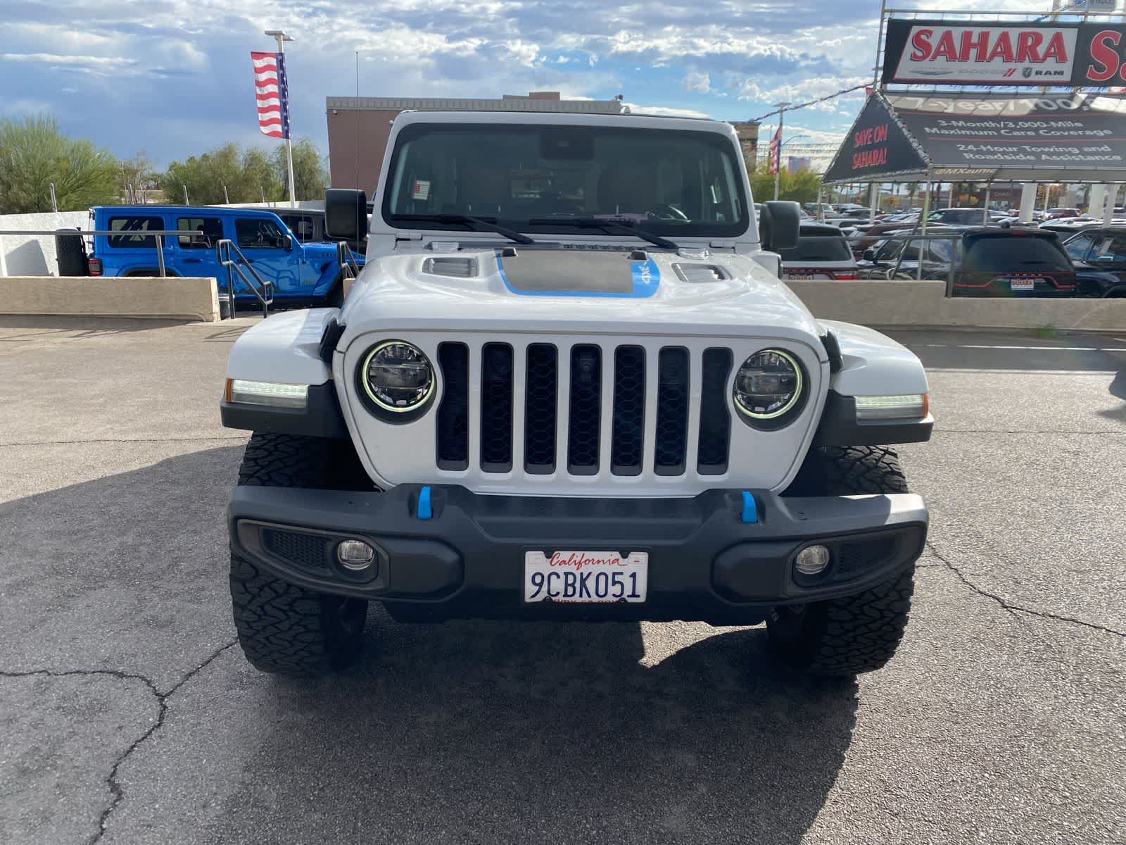 2022 Jeep Wrangler 4xe Unlimited Rubicon photo 2