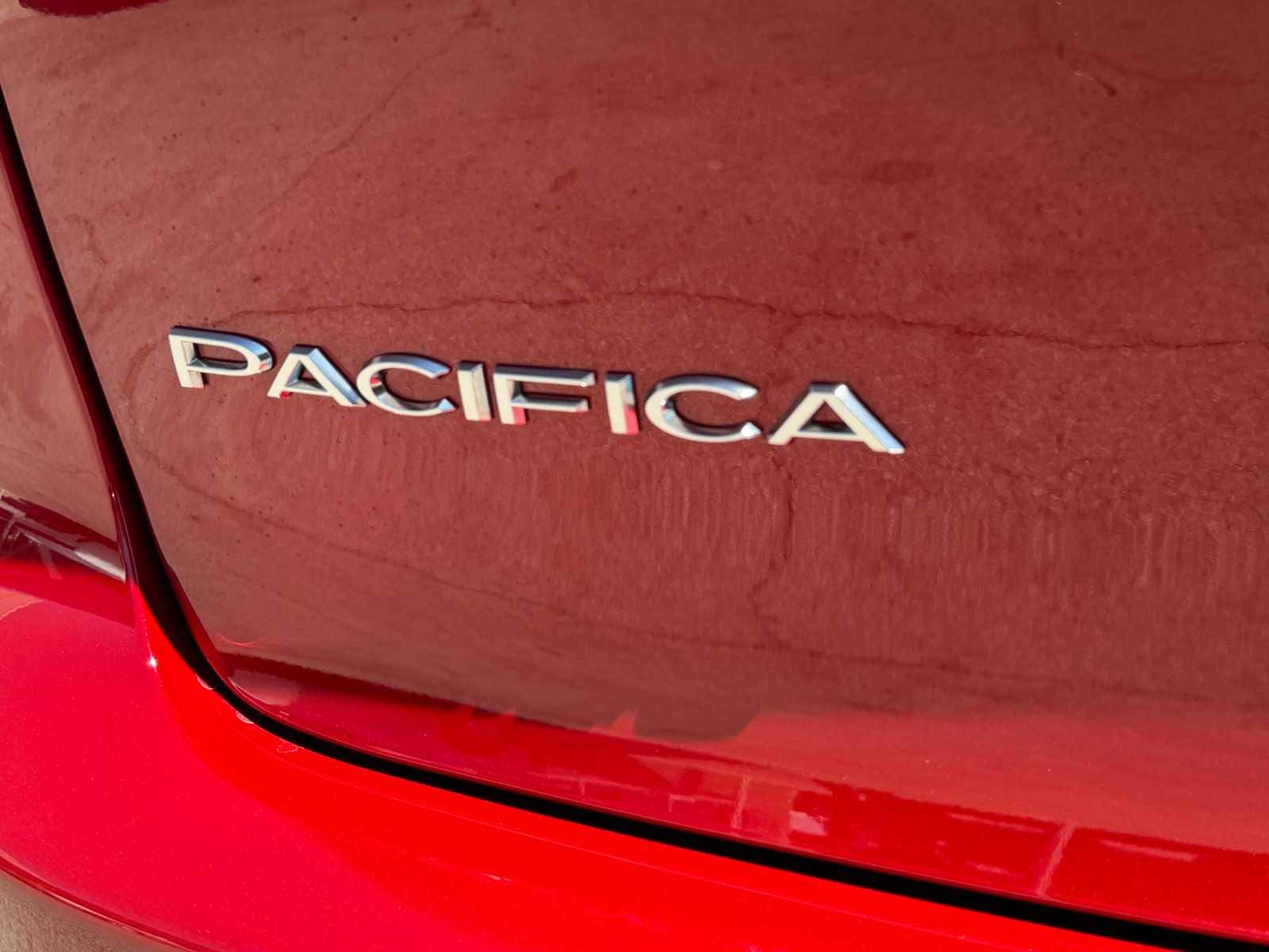 Thumbnail: 2026 Chrysler Pacifica - 16