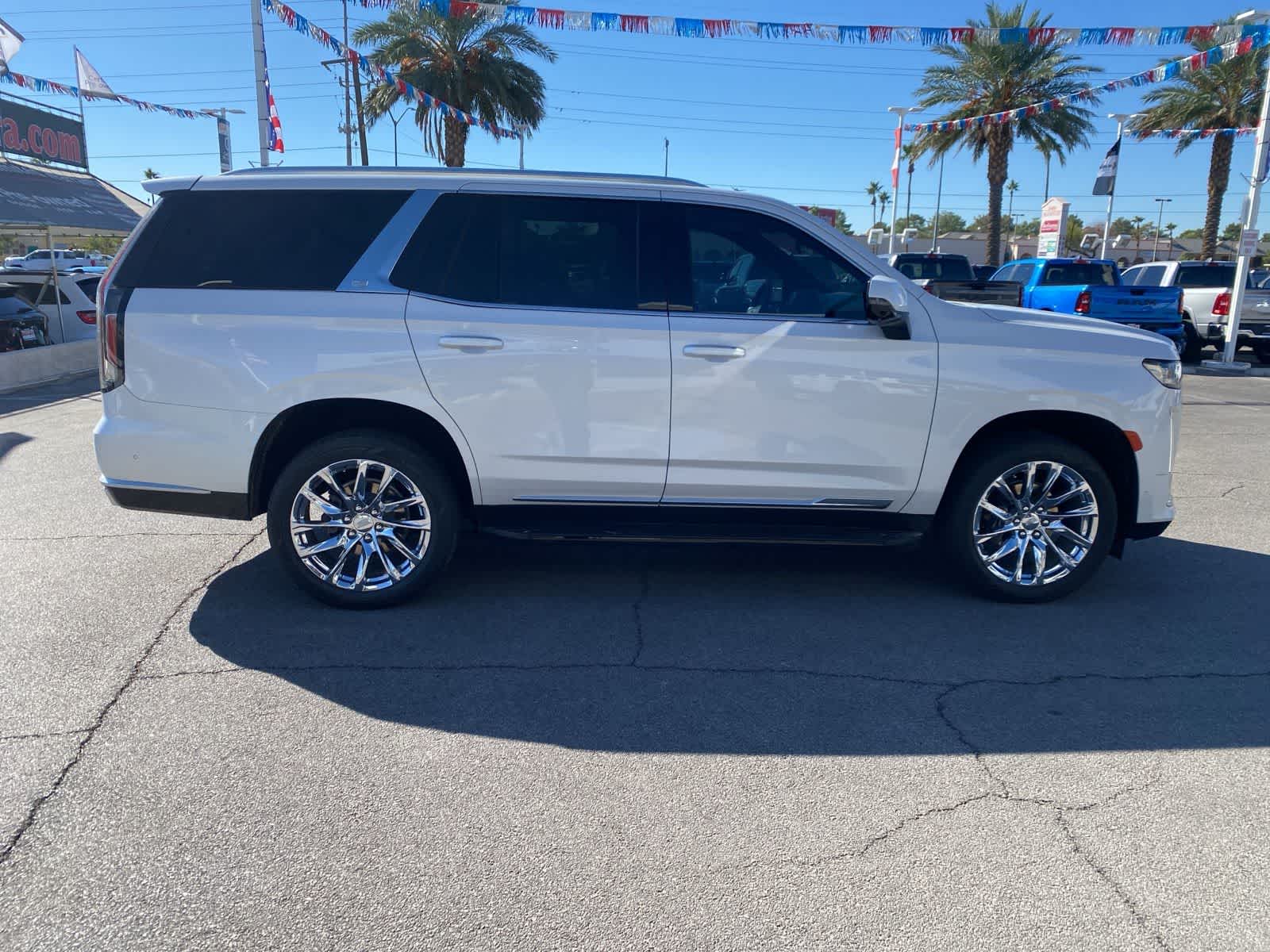 Thumbnail: 2022 Cadillac Escalade - 4