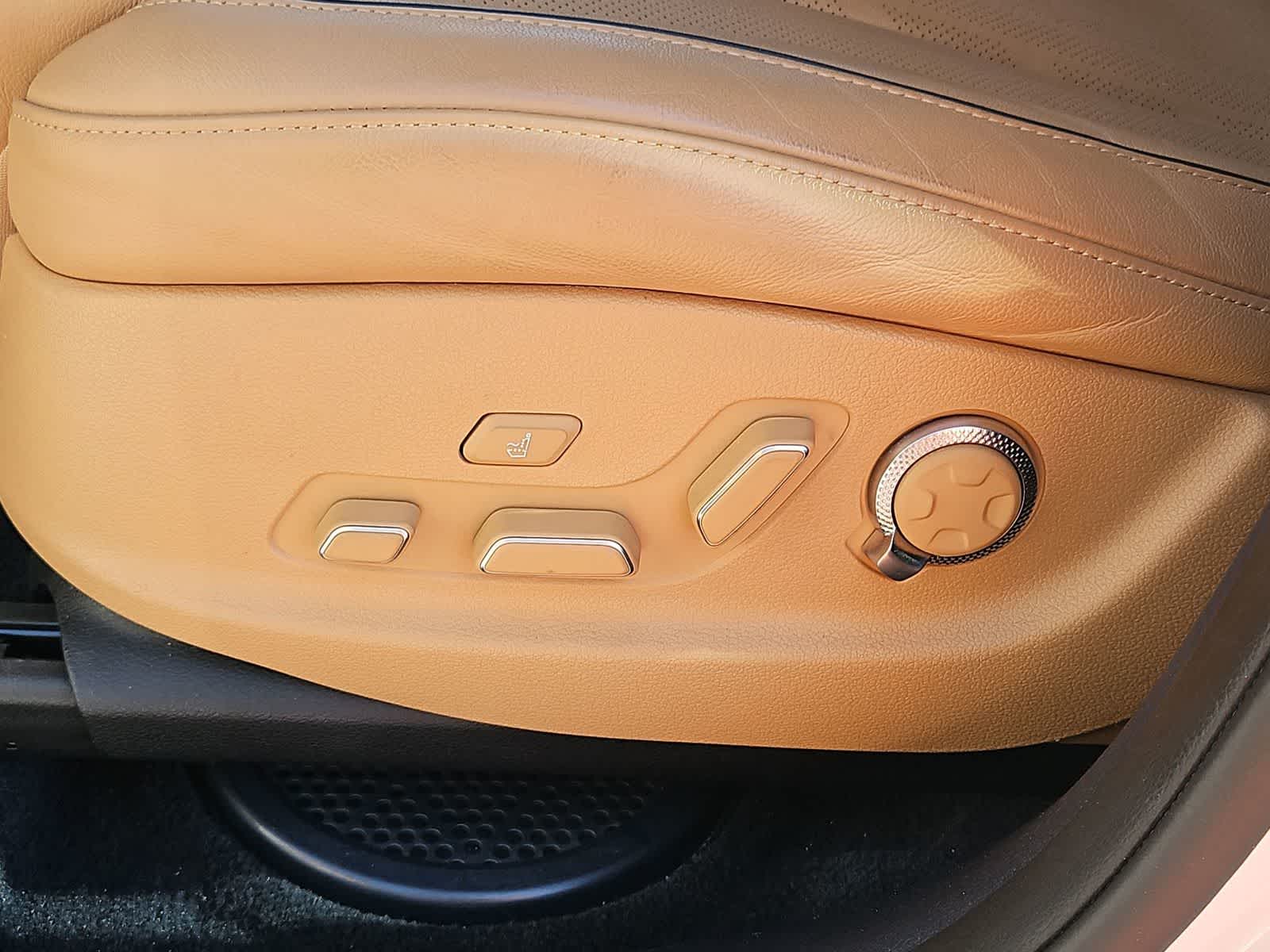 Thumbnail: 2023 Genesis GV80 - 18