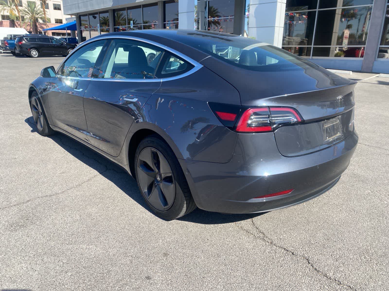 Thumbnail: 2018 Tesla Model 3 - 9