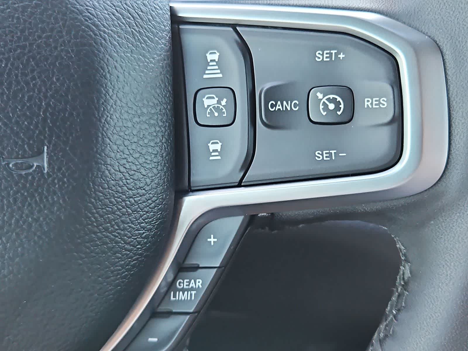 Thumbnail: 2025 RAM 1500 - 26