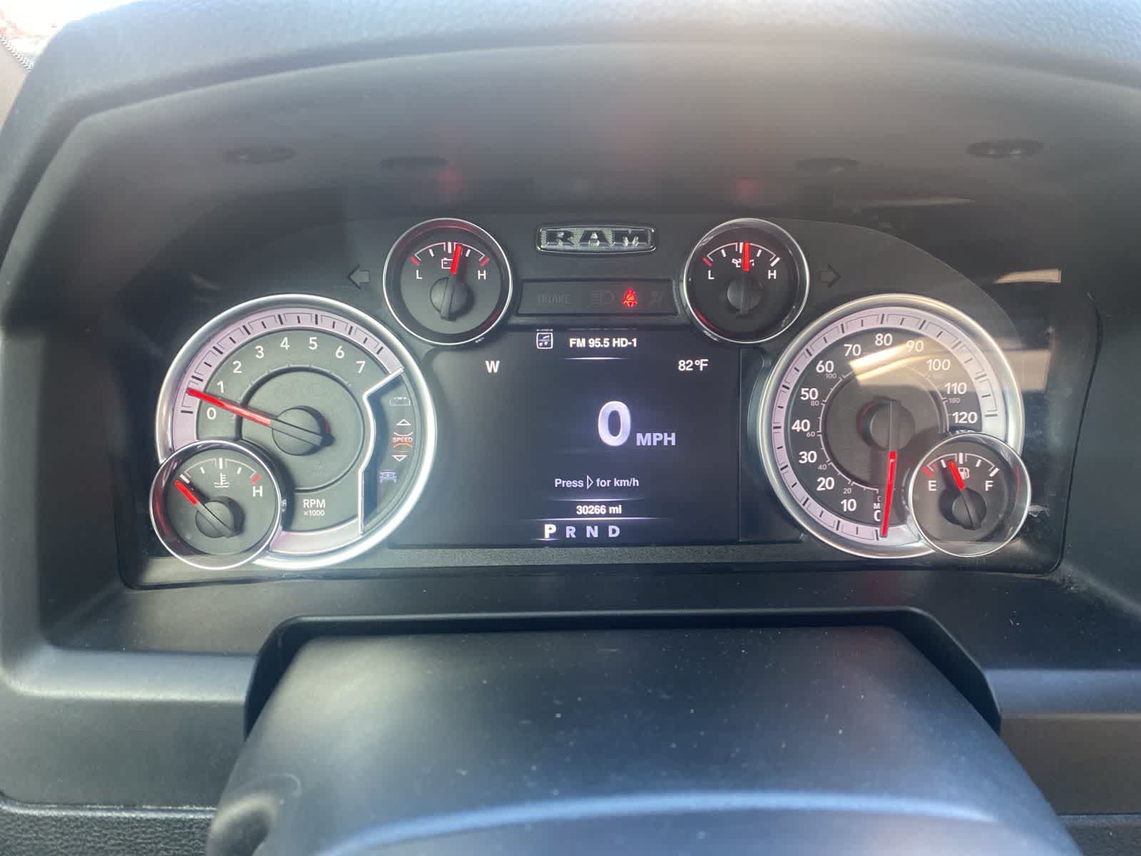 Thumbnail: 2021 RAM 1500 Classic - 13