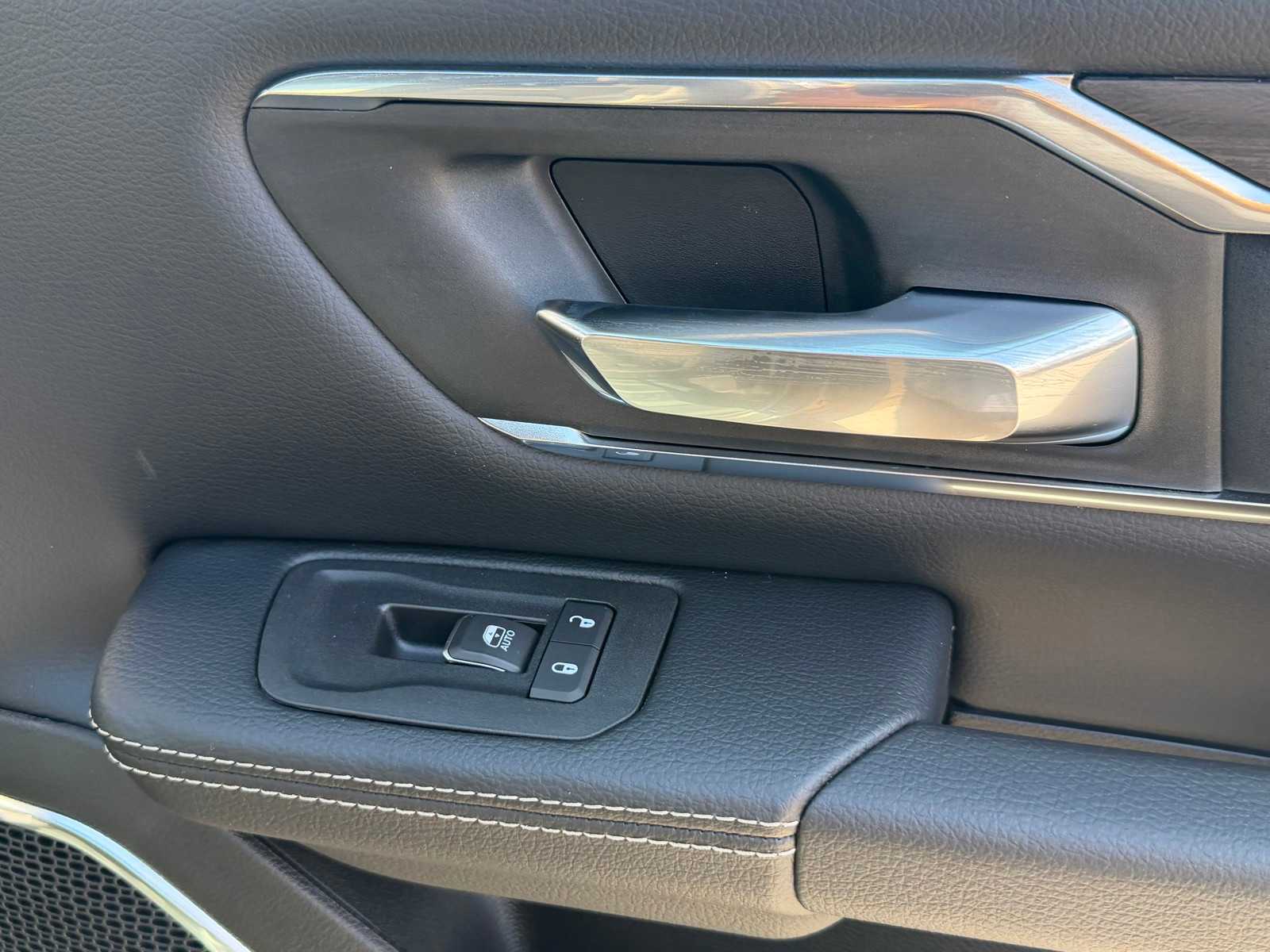 Thumbnail: 2026 RAM 1500 - 14