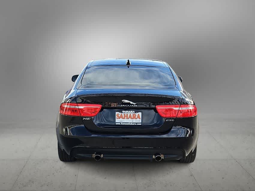 Thumbnail: 2018 Jaguar XE - 8