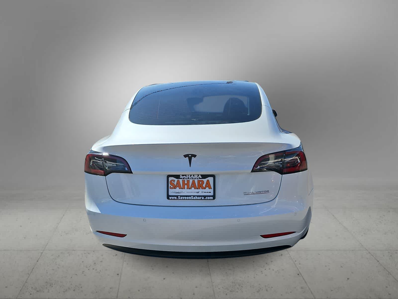 Thumbnail: 2022 Tesla Model 3 - 8