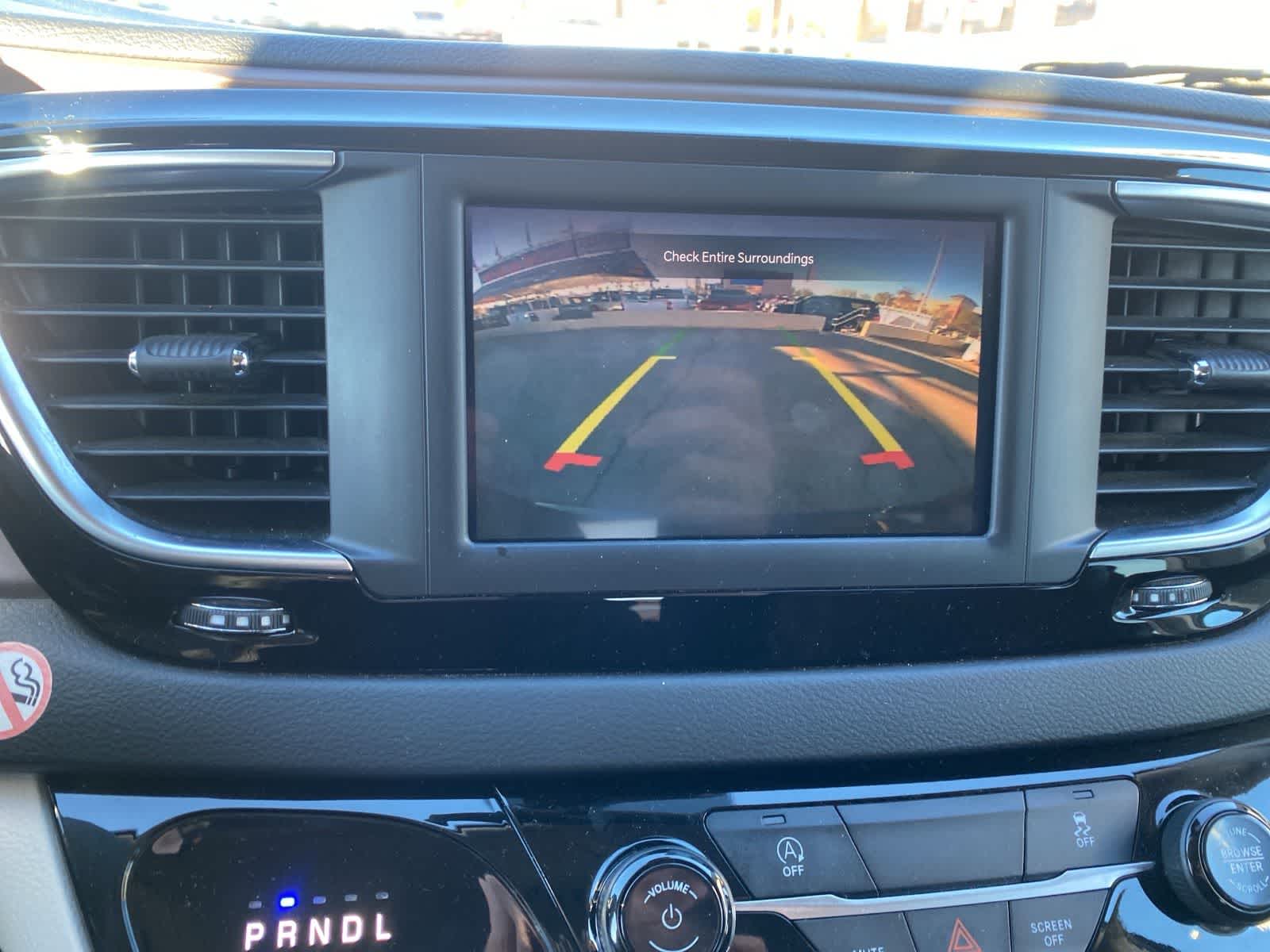 Thumbnail: 2023 Chrysler Voyager - 17