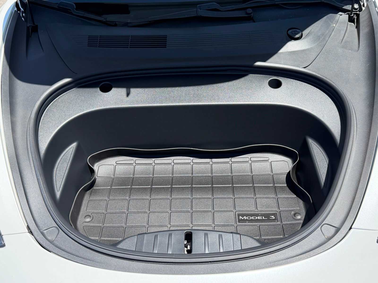 Thumbnail: 2021 Tesla Model 3 - 32