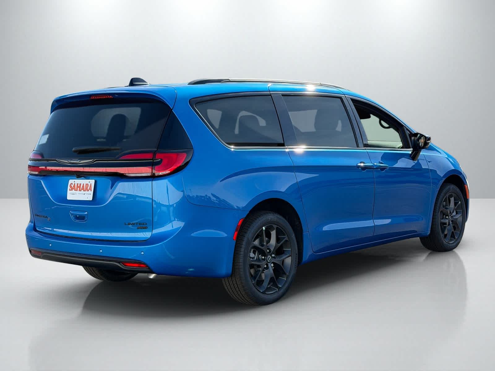 Thumbnail: 2026 Chrysler Pacifica - 7